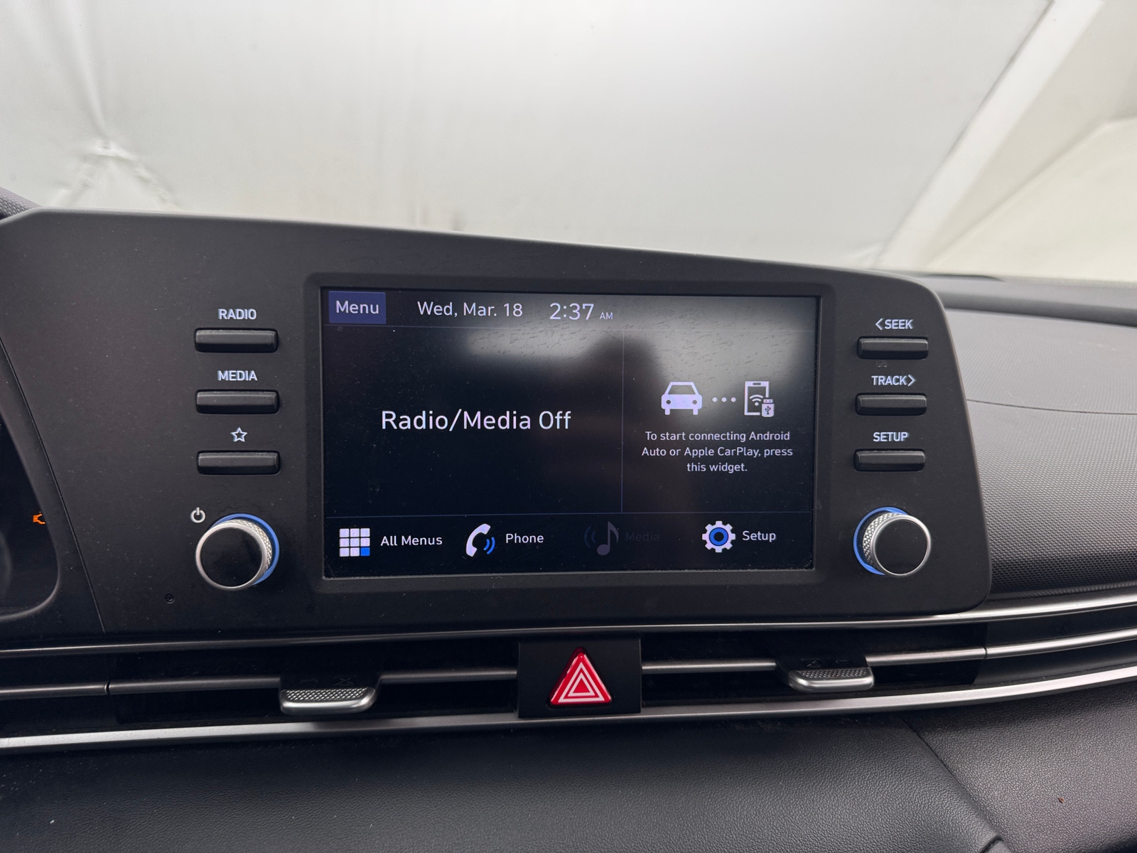 Thumbnail: 2021 Hyundai Elantra - 3