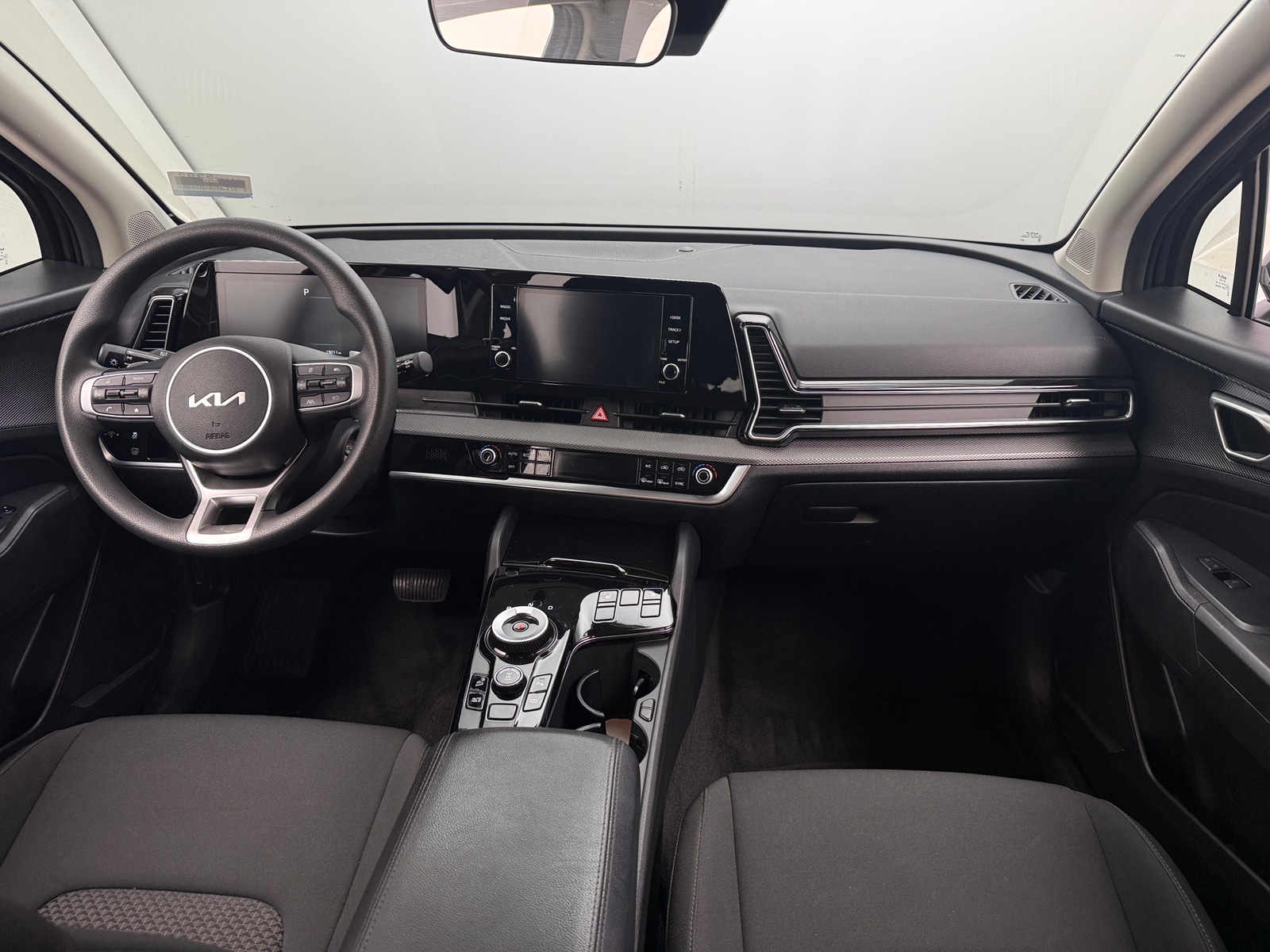 Thumbnail: 2023 Kia Sportage - 3