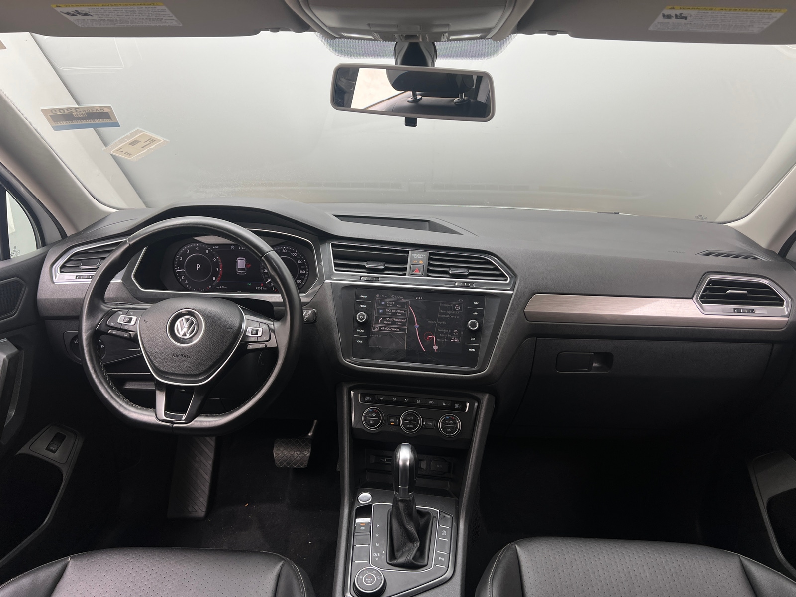 Thumbnail: 2019 Volkswagen Tiguan - 2