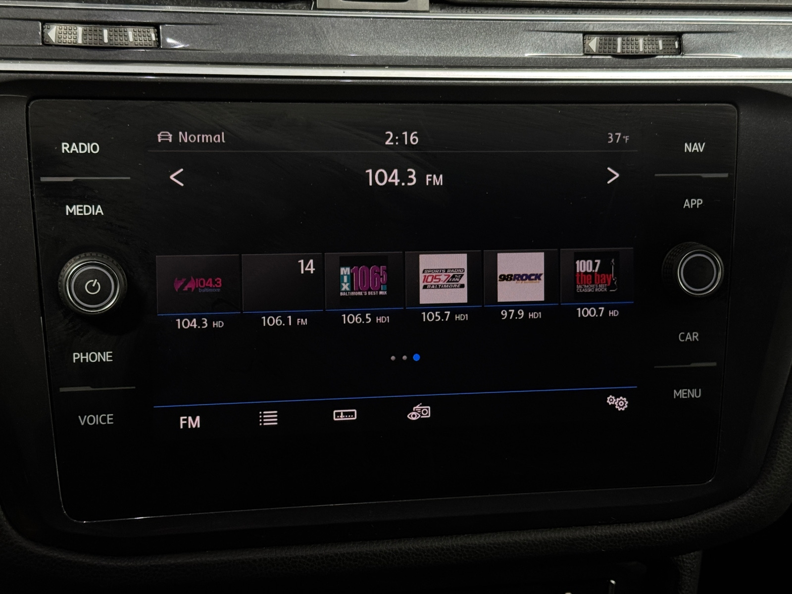 Thumbnail: 2019 Volkswagen Tiguan - 3