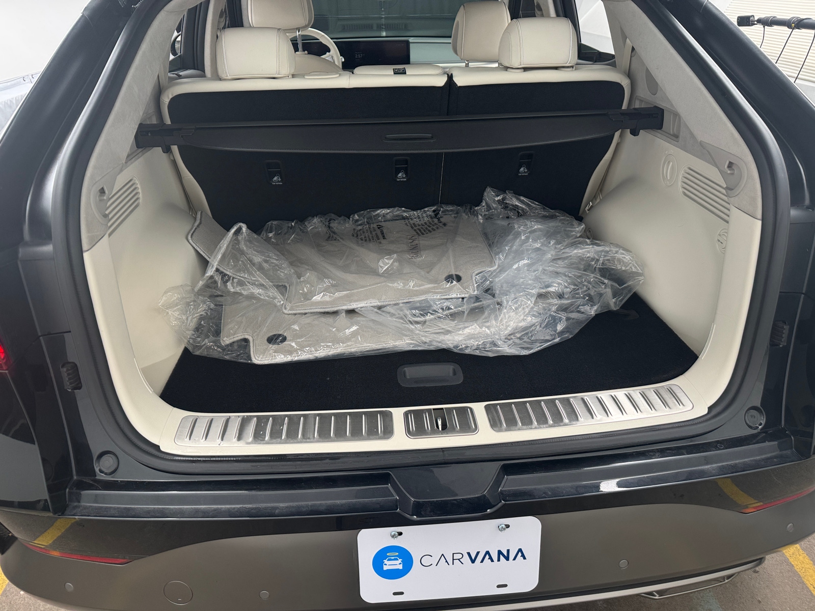 Thumbnail: 2023 Genesis GV60 - 6