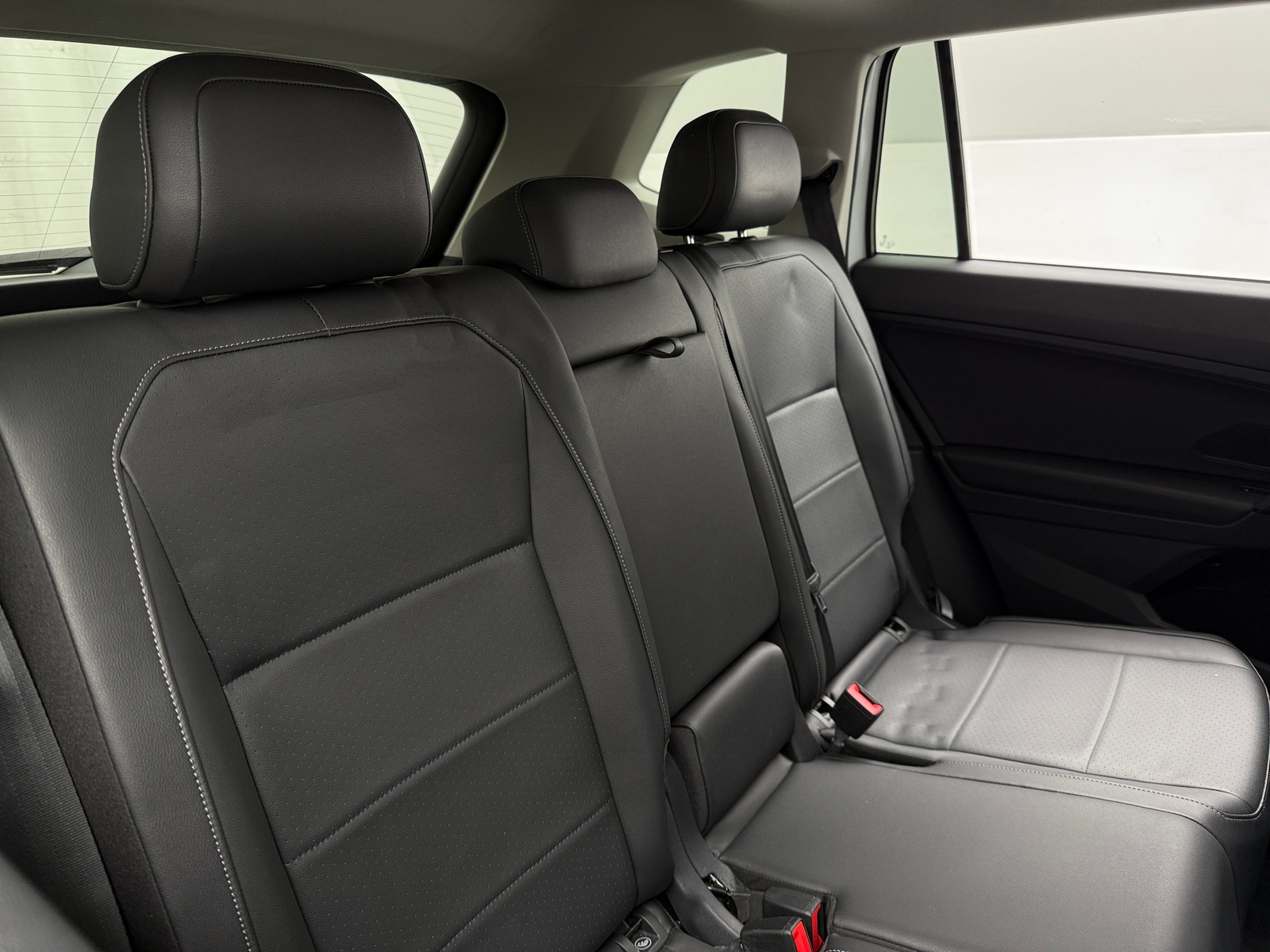 Thumbnail: 2019 Volkswagen Tiguan - 5