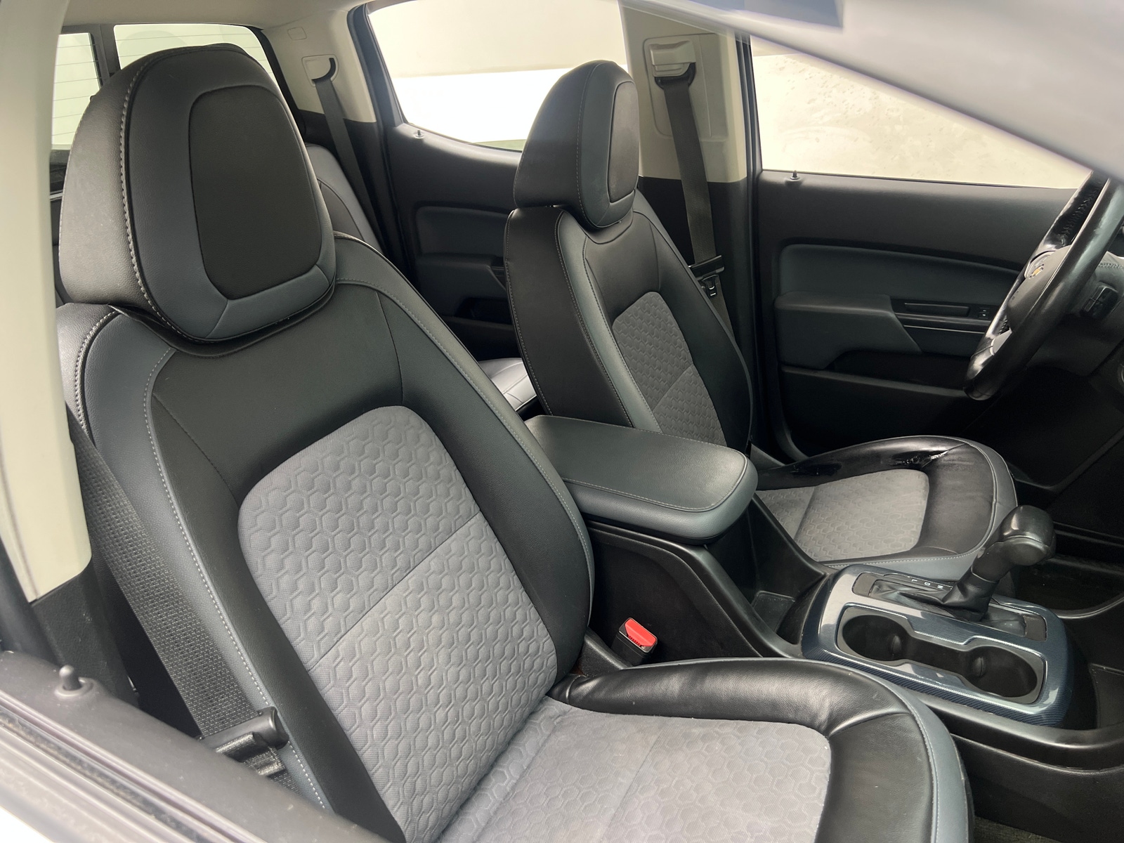 Thumbnail: 2017 Chevrolet Colorado - 2