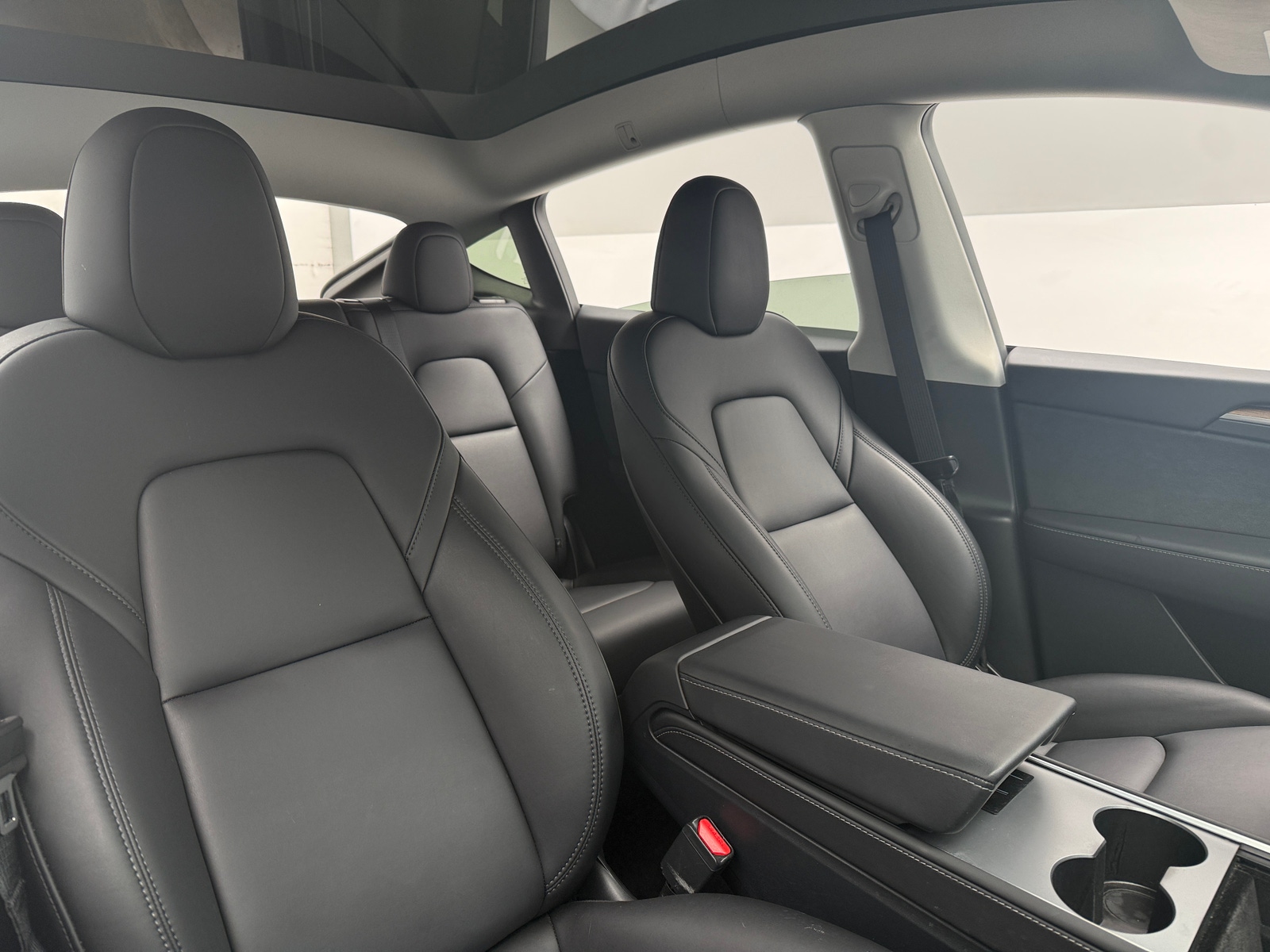 Thumbnail: 2025 Tesla Model Y - 2