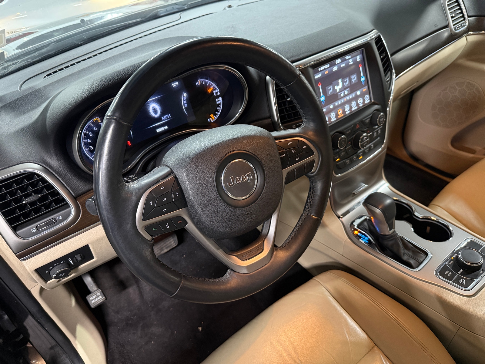 Thumbnail: 2018 Jeep Grand Cherokee - 4