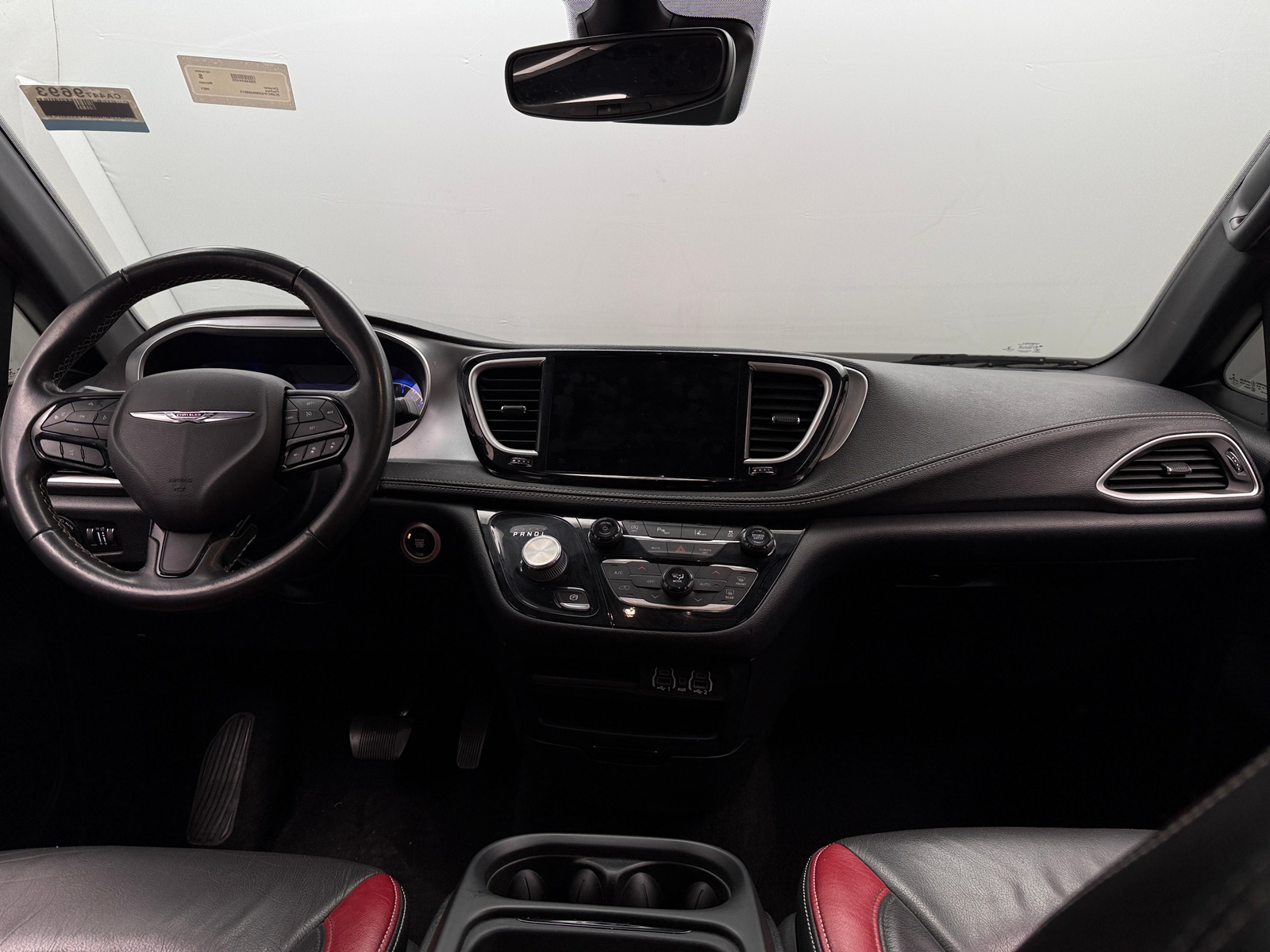 Thumbnail: 2021 Chrysler Pacifica - 3