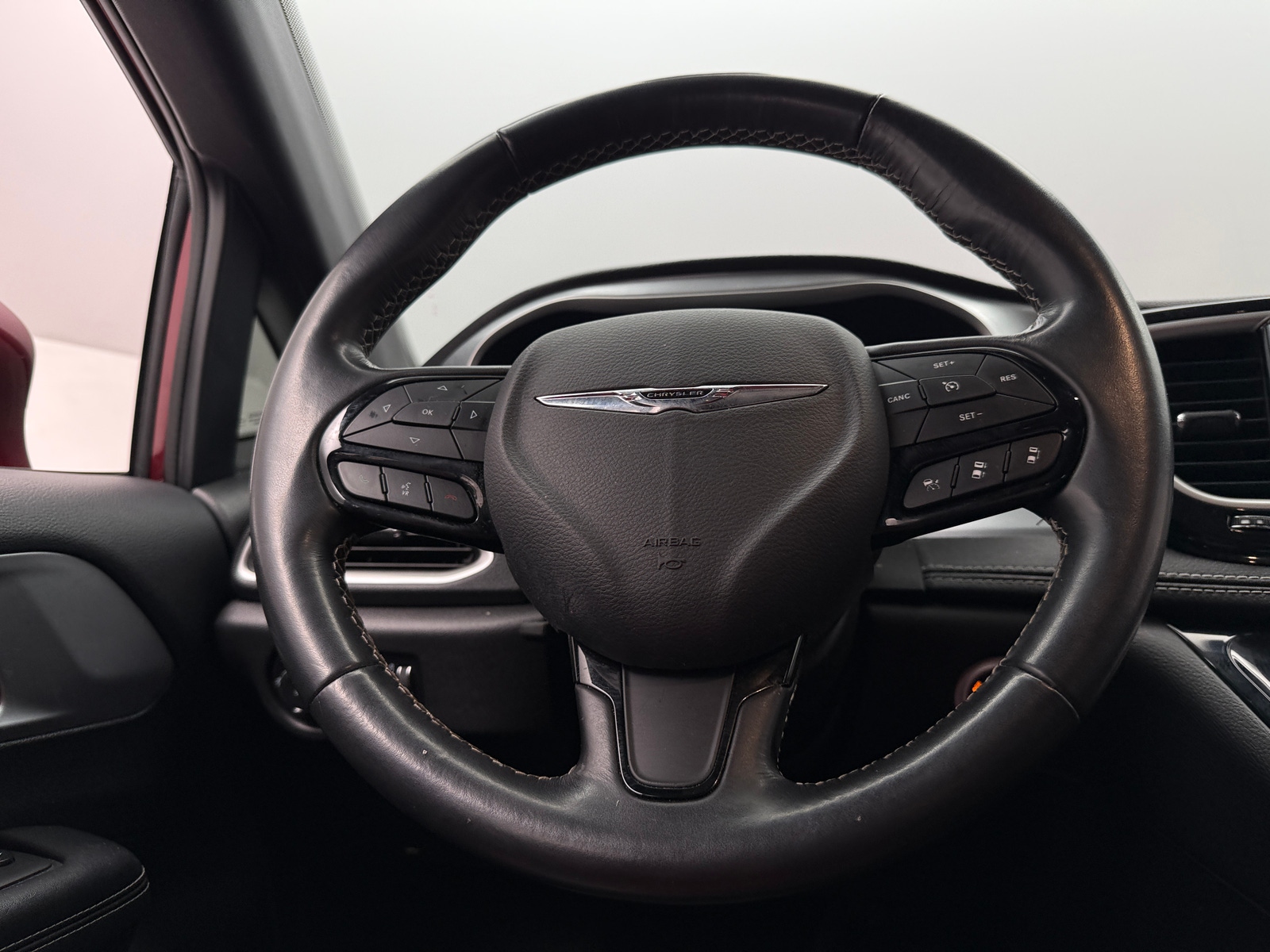 Thumbnail: 2021 Chrysler Pacifica - 5