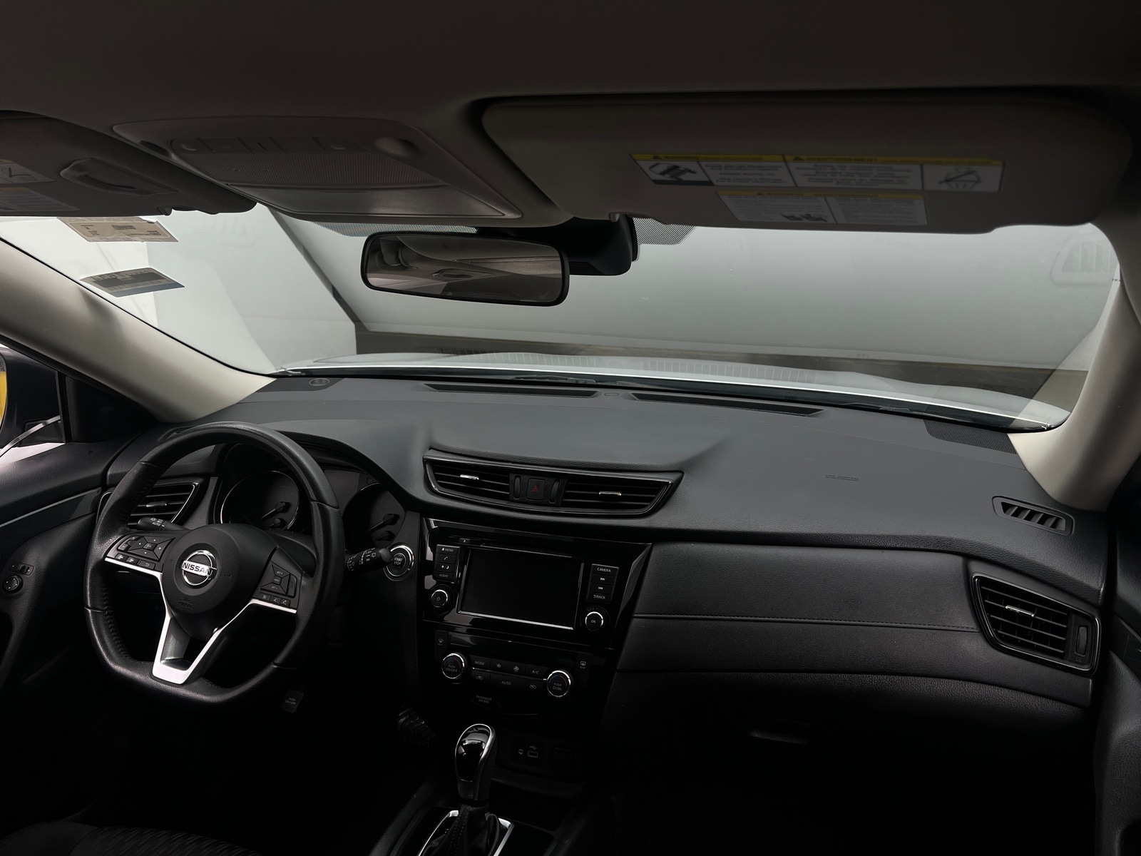 Thumbnail: 2019 Nissan Rogue - 3