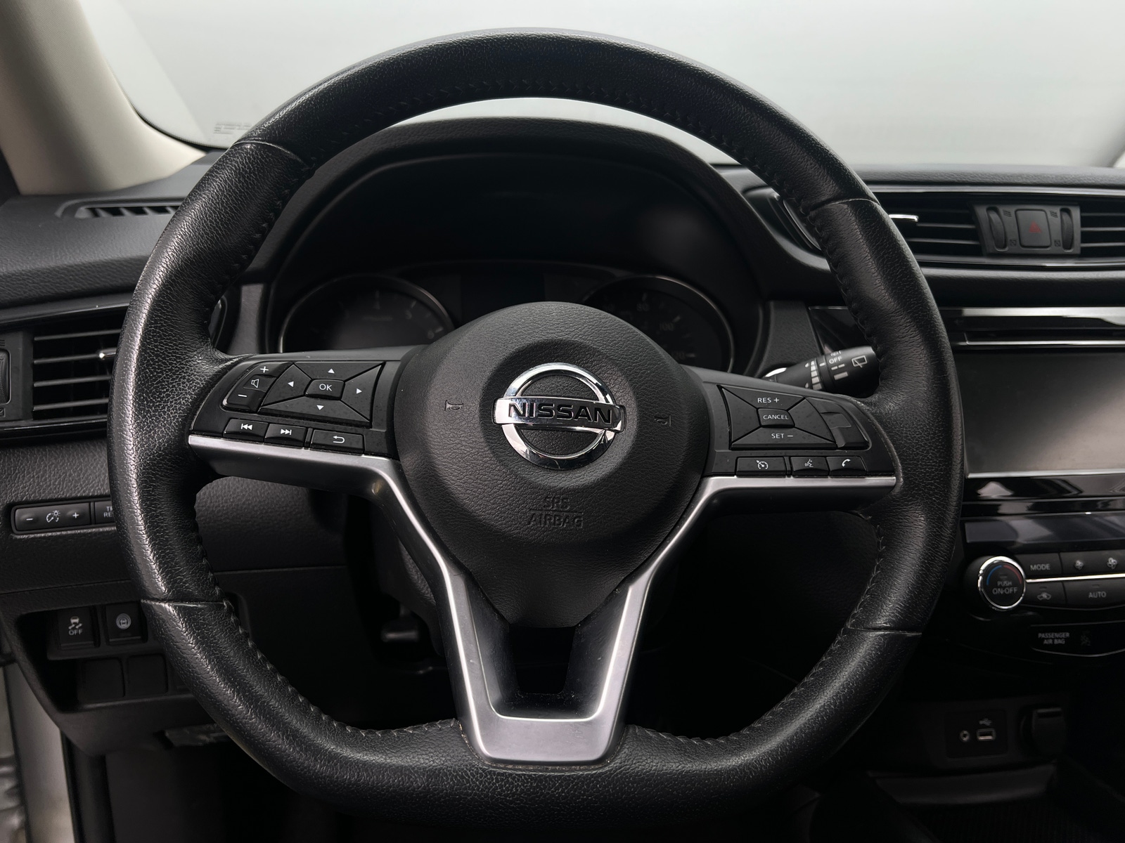 Thumbnail: 2019 Nissan Rogue - 5