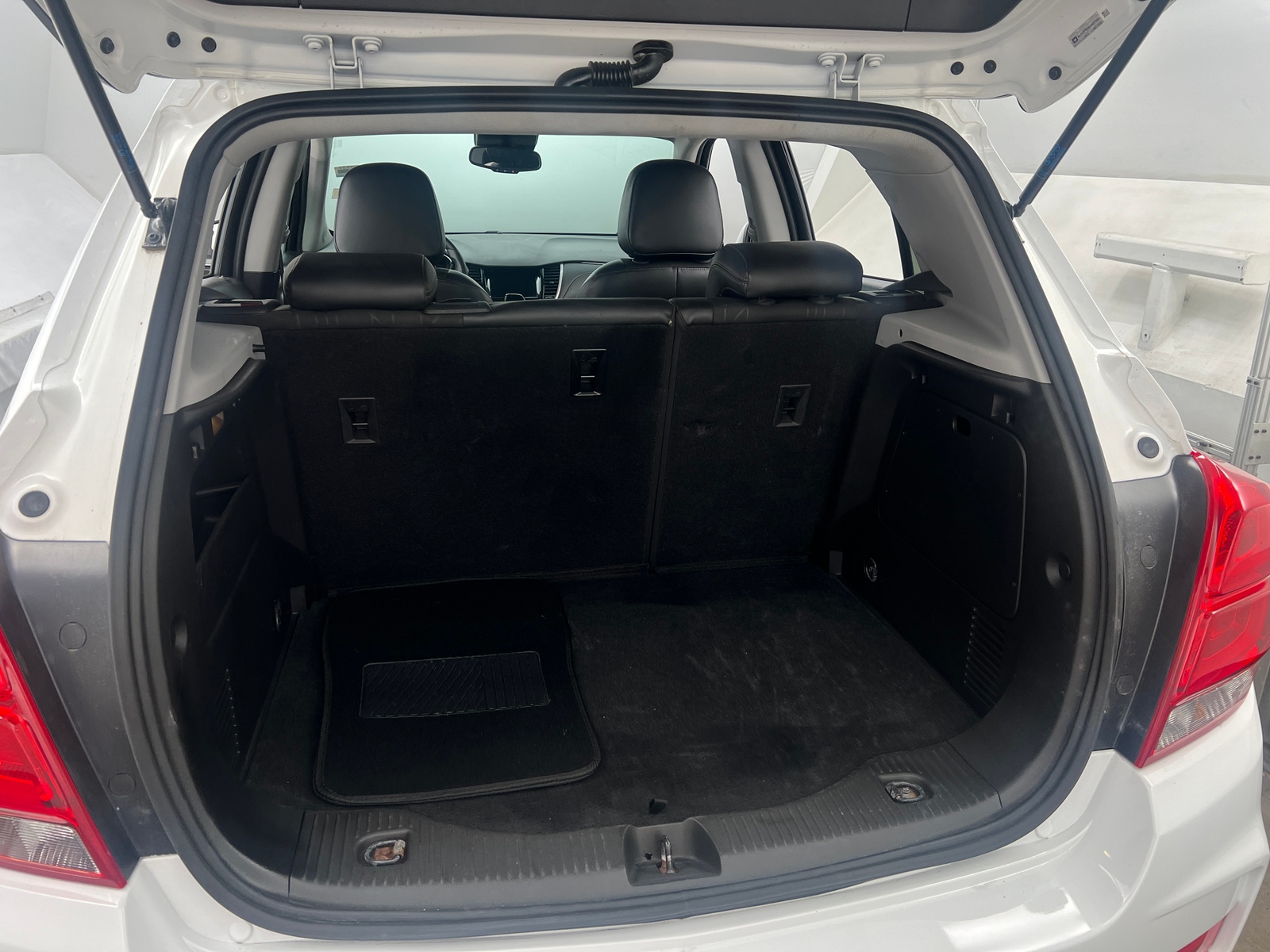 Thumbnail: 2019 Chevrolet Trax - 7