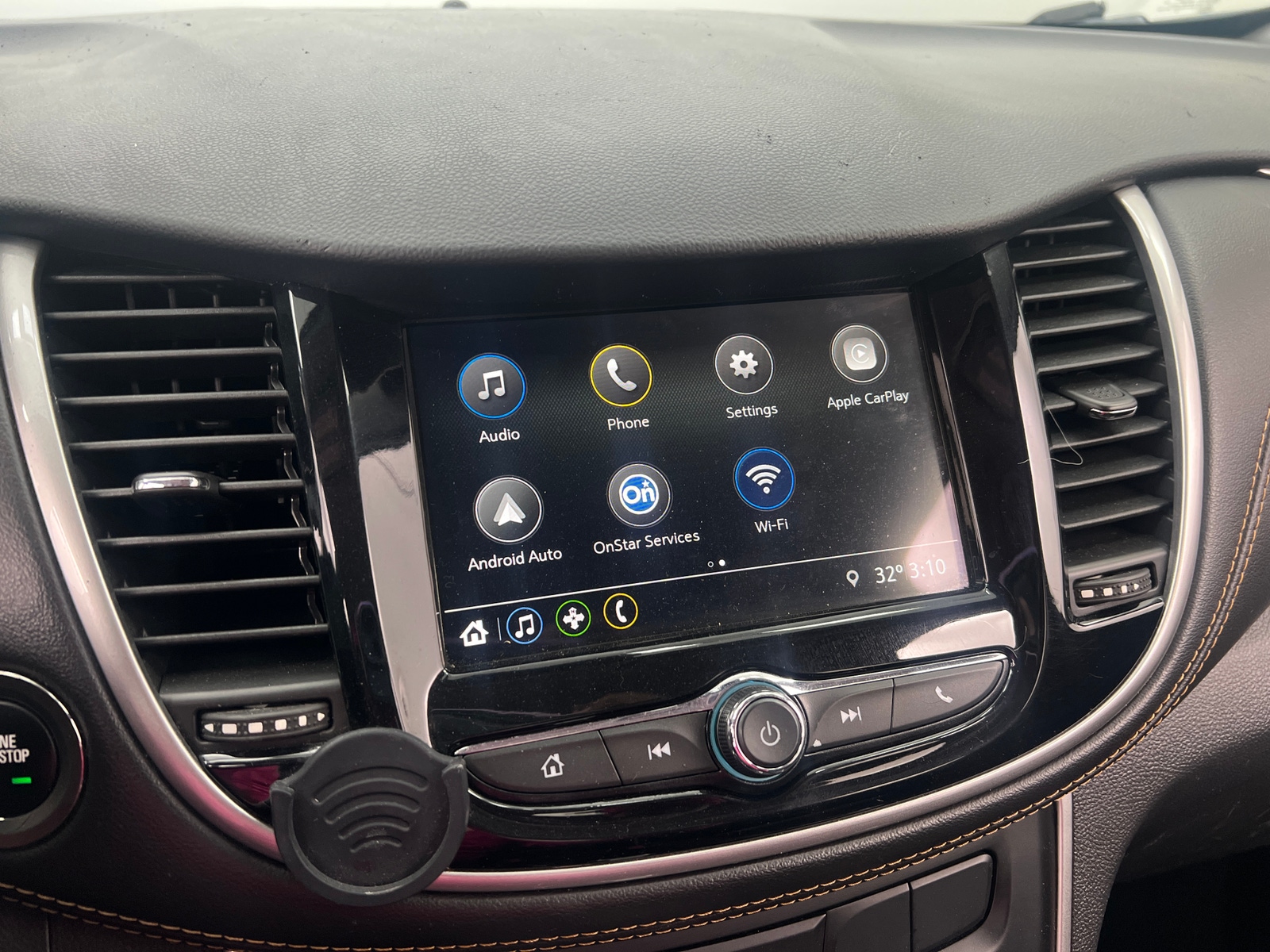 Thumbnail: 2019 Chevrolet Trax - 4