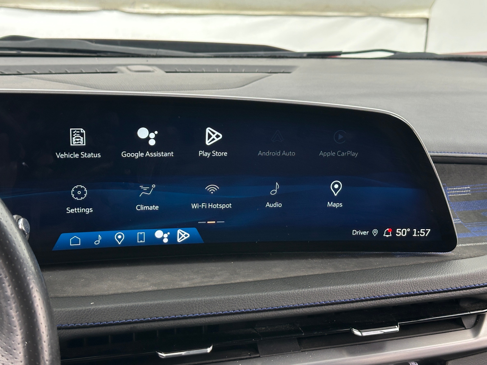 Thumbnail: 2024 Cadillac XT4 - 3