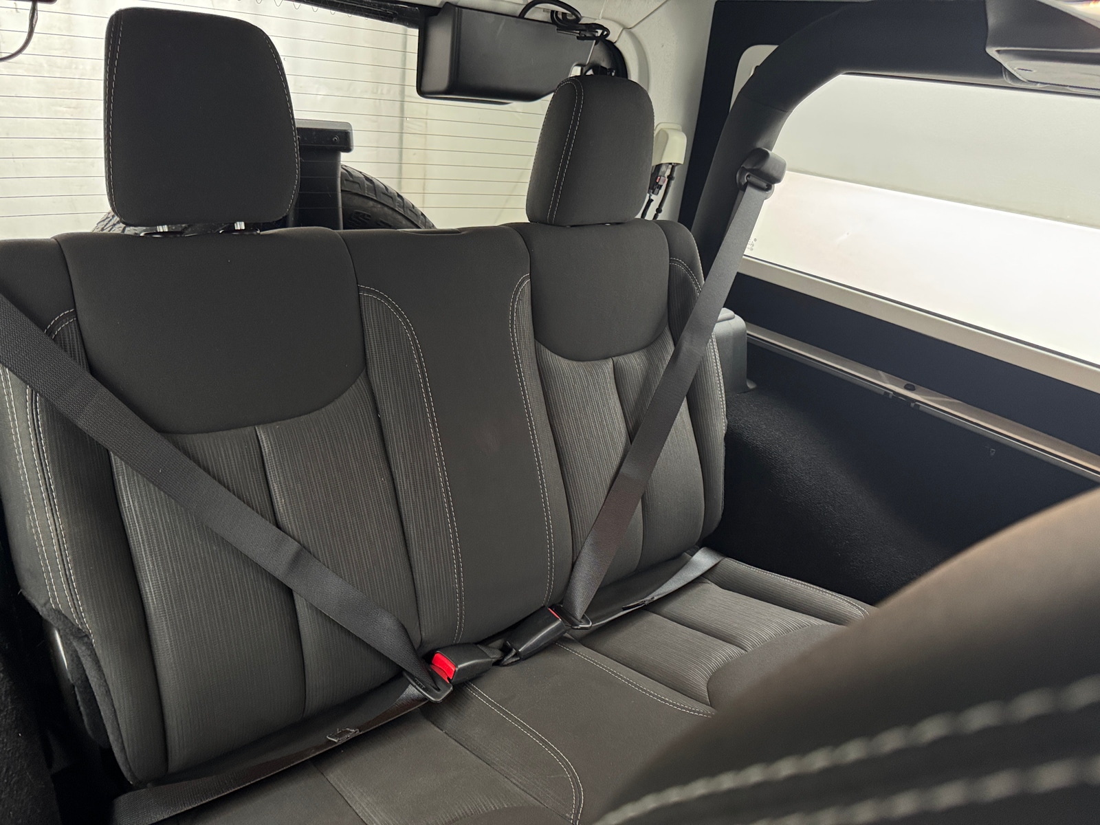 Thumbnail: 2017 Jeep Wrangler - 6