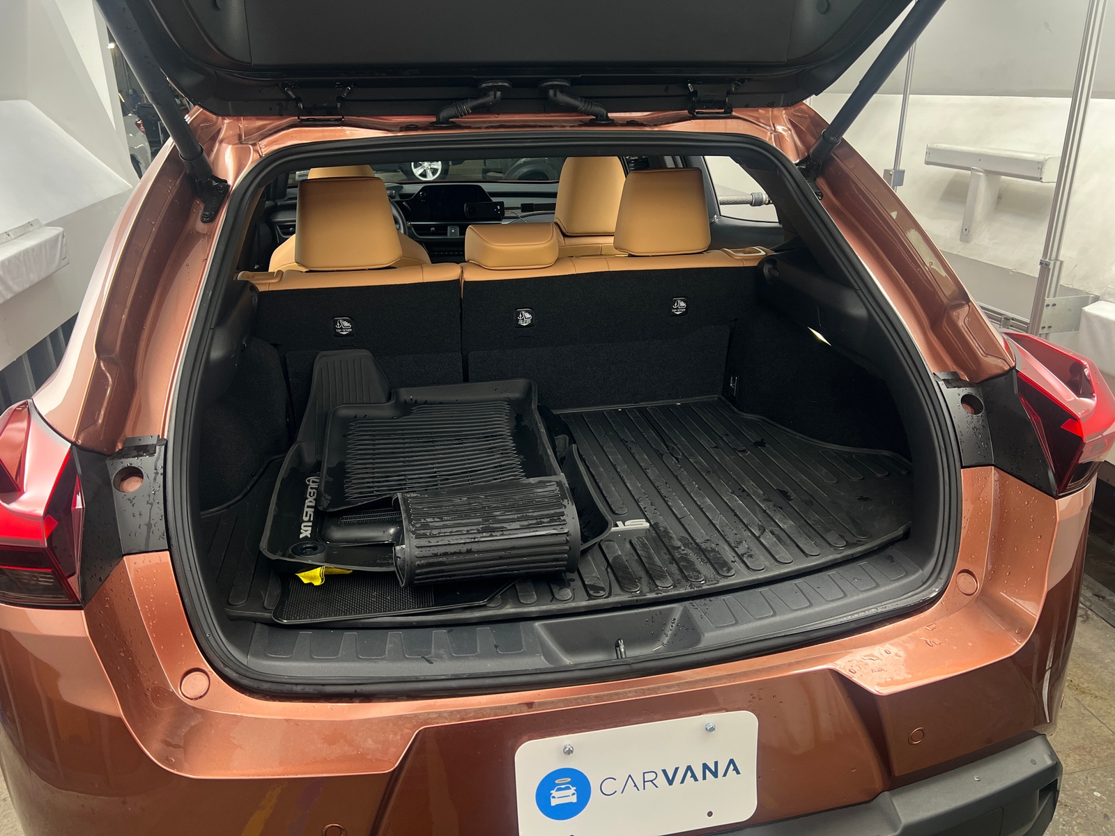 Thumbnail: 2025 Lexus UX - 6