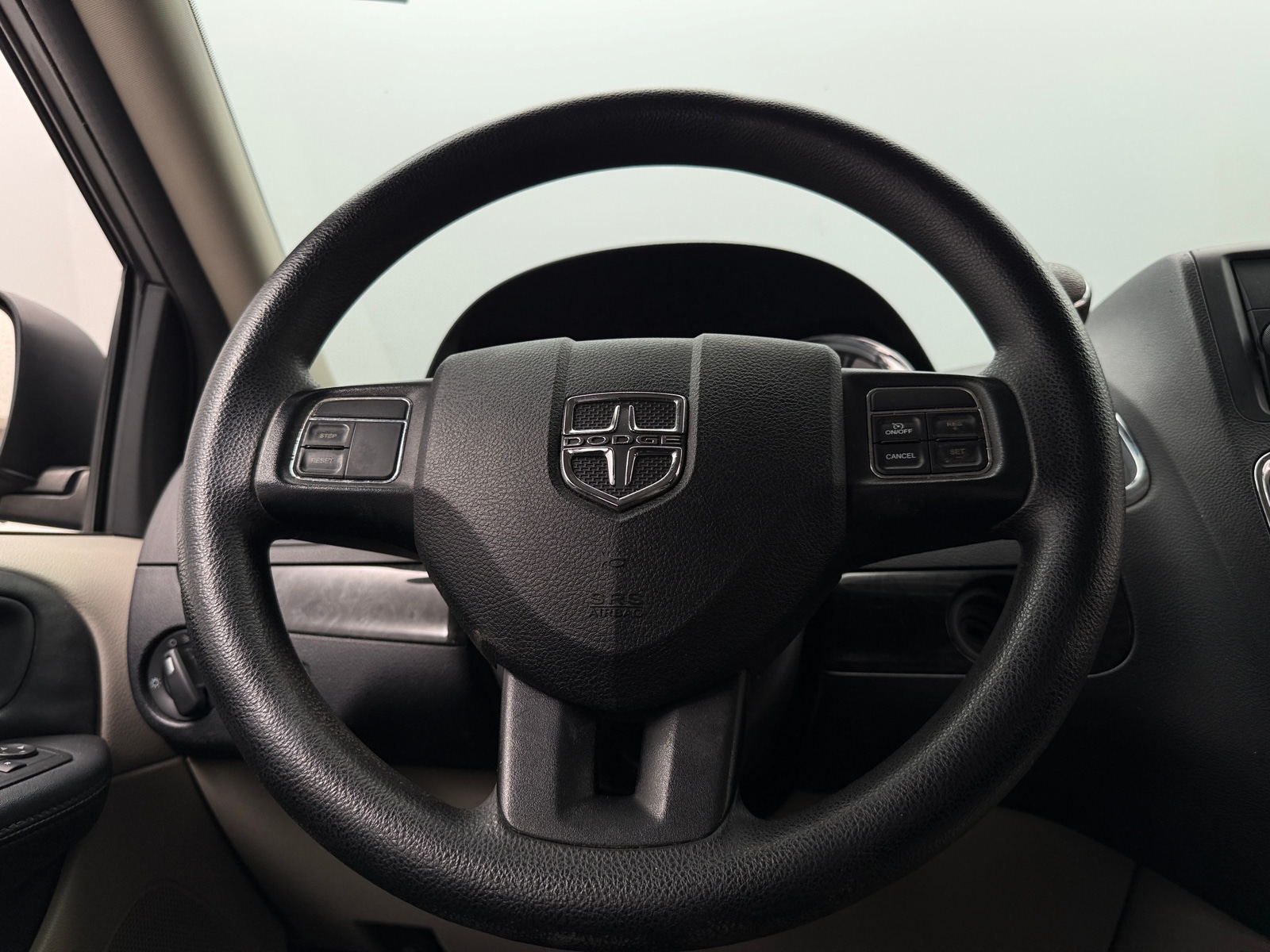 Thumbnail: 2016 Dodge Grand Caravan - 5