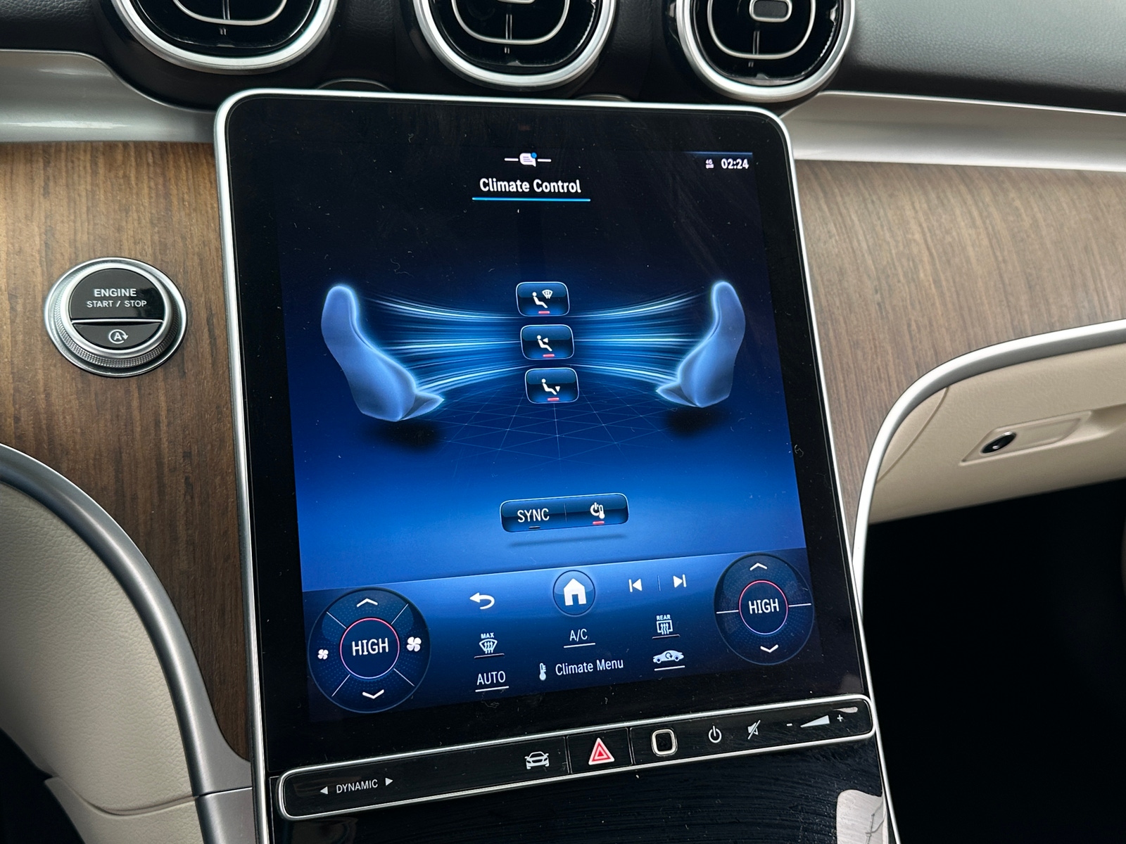 Thumbnail: 2023 Mercedes-Benz C-Class - 3