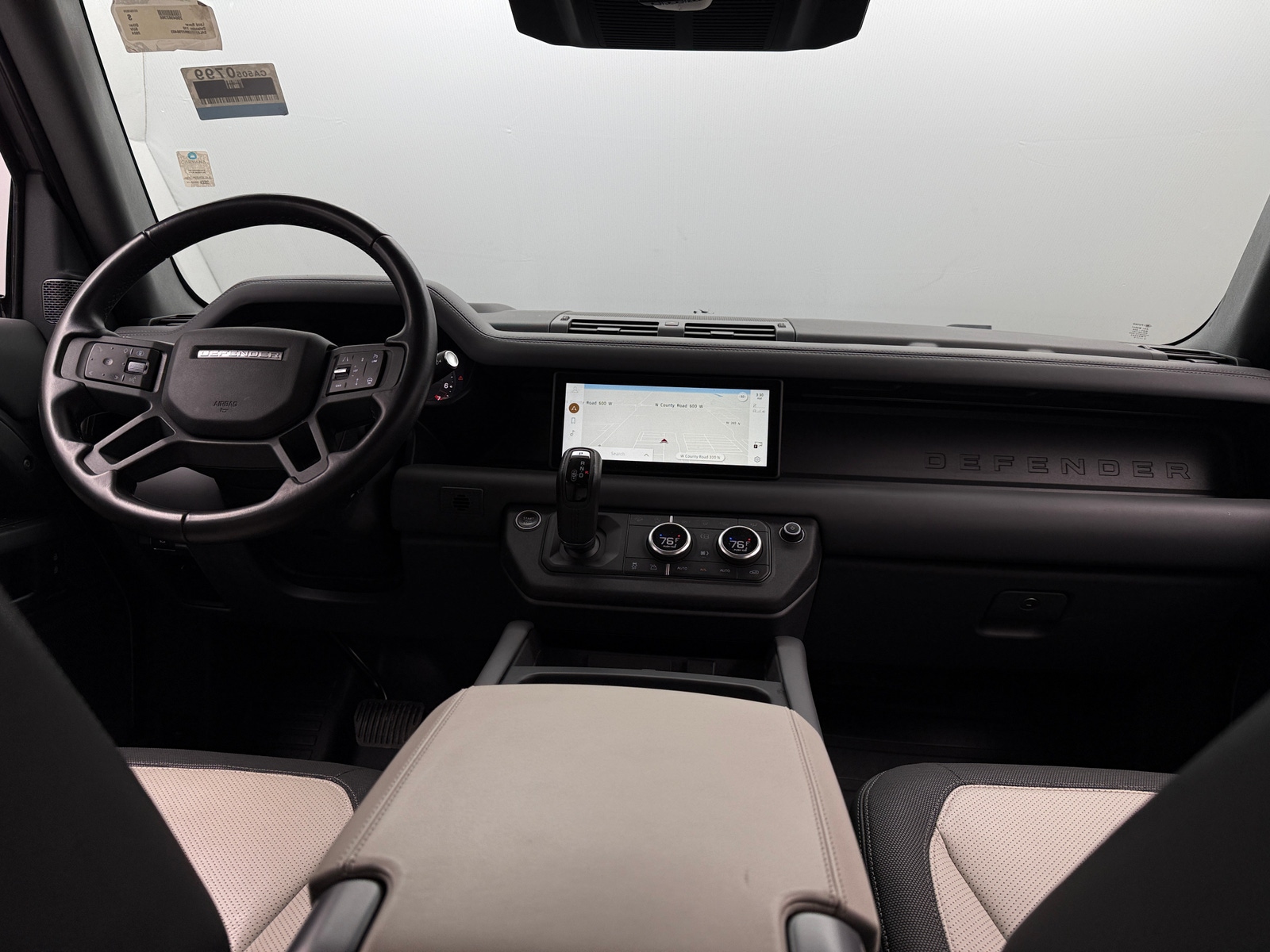 Thumbnail: 2024 Land Rover Defender - 2