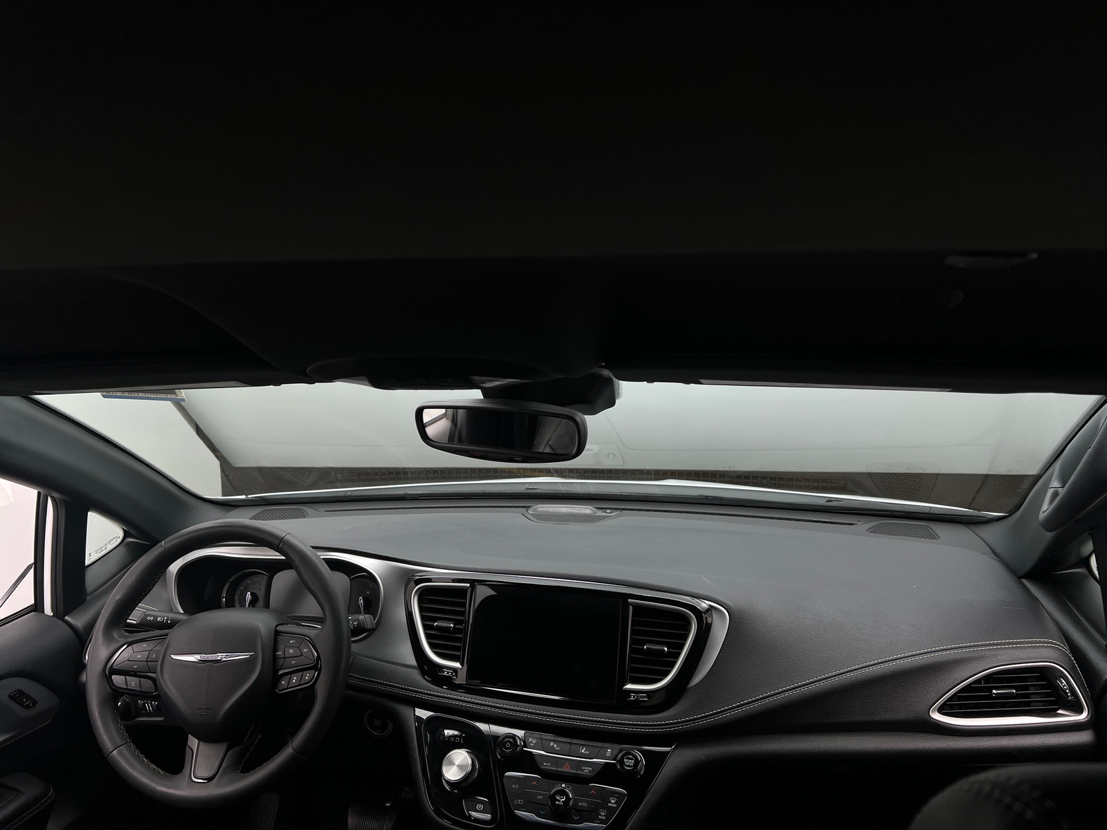 Thumbnail: 2024 Chrysler Pacifica - 2