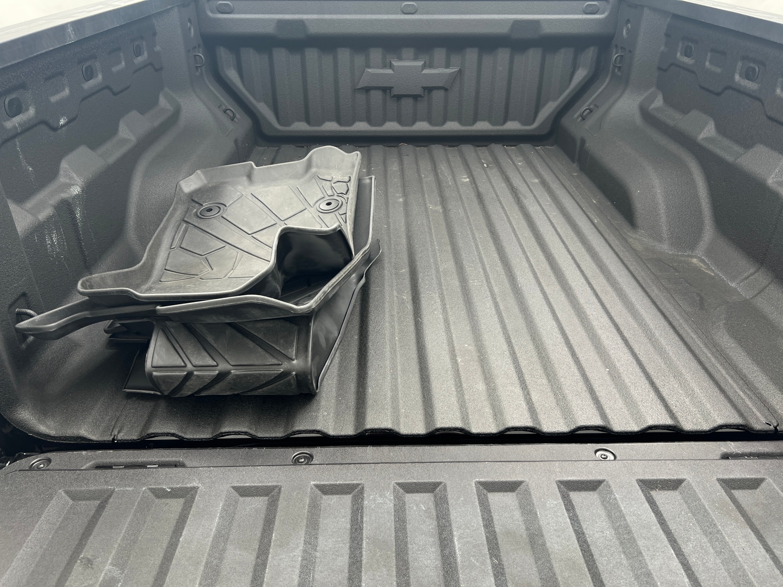 Thumbnail: 2024 Chevrolet Colorado - 7