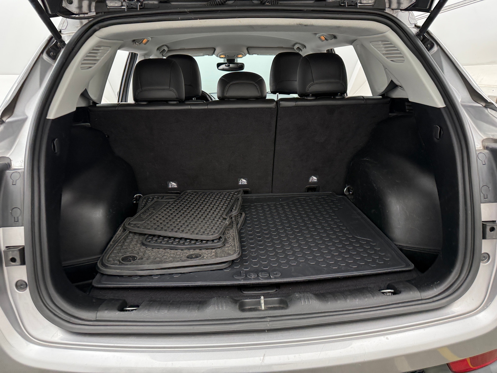 Thumbnail: 2019 Jeep Compass - 7