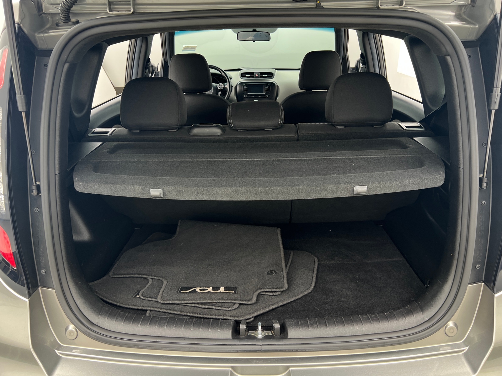 Thumbnail: 2017 Kia Soul - 7