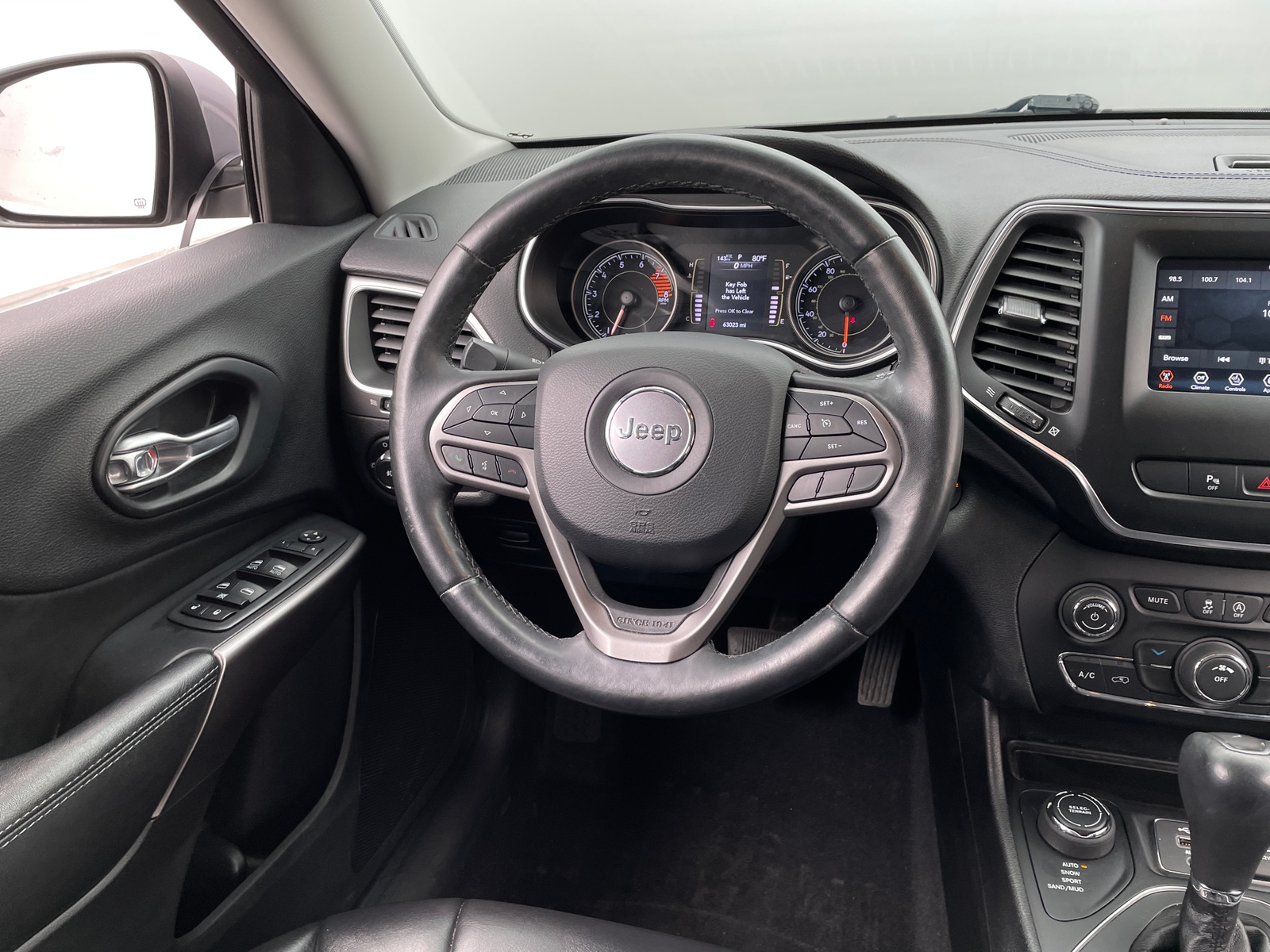 Thumbnail: 2019 Jeep Cherokee - 5