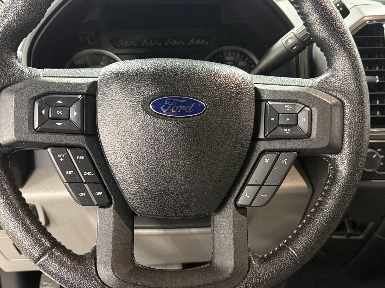 Thumbnail: 2015 Ford Econoline - 5