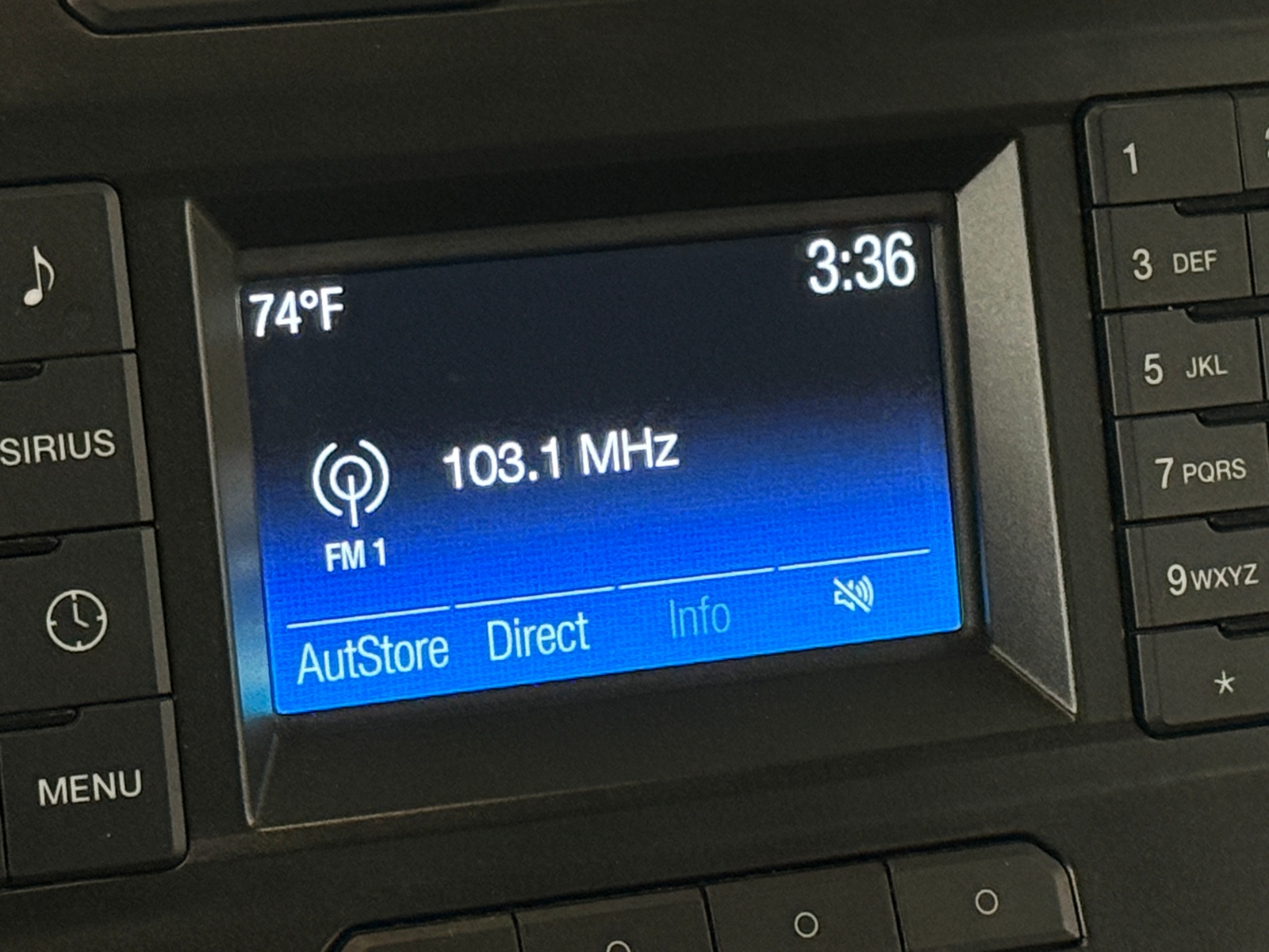 Thumbnail: 2015 Ford Econoline - 4