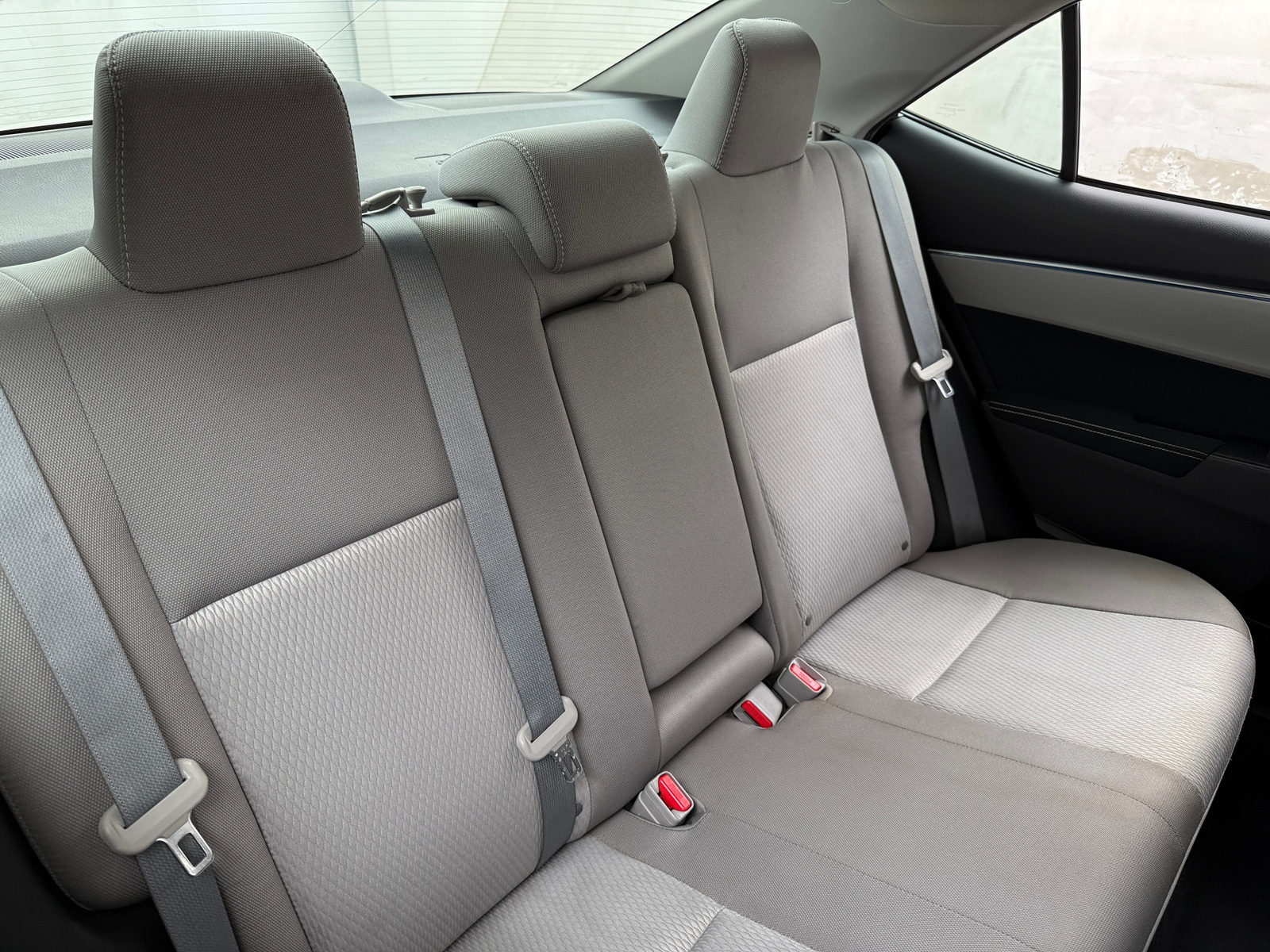 Thumbnail: 2015 Toyota Corolla - 6