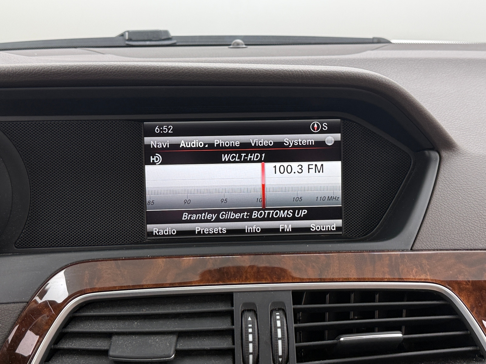 Thumbnail: 2013 Mercedes-Benz C-Class - 3