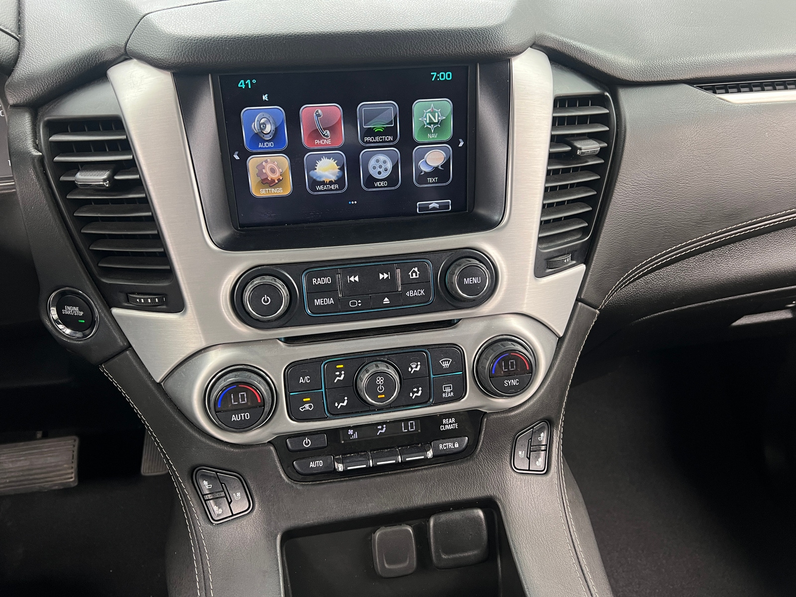 Thumbnail: 2019 GMC Yukon - 3