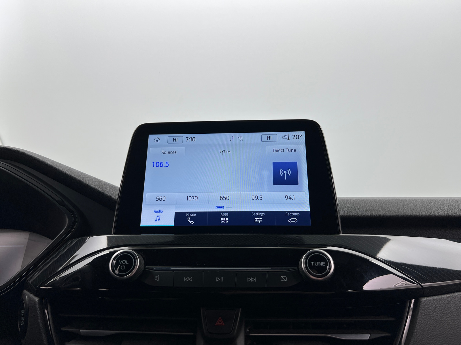 Thumbnail: 2024 Ford Escape - 4