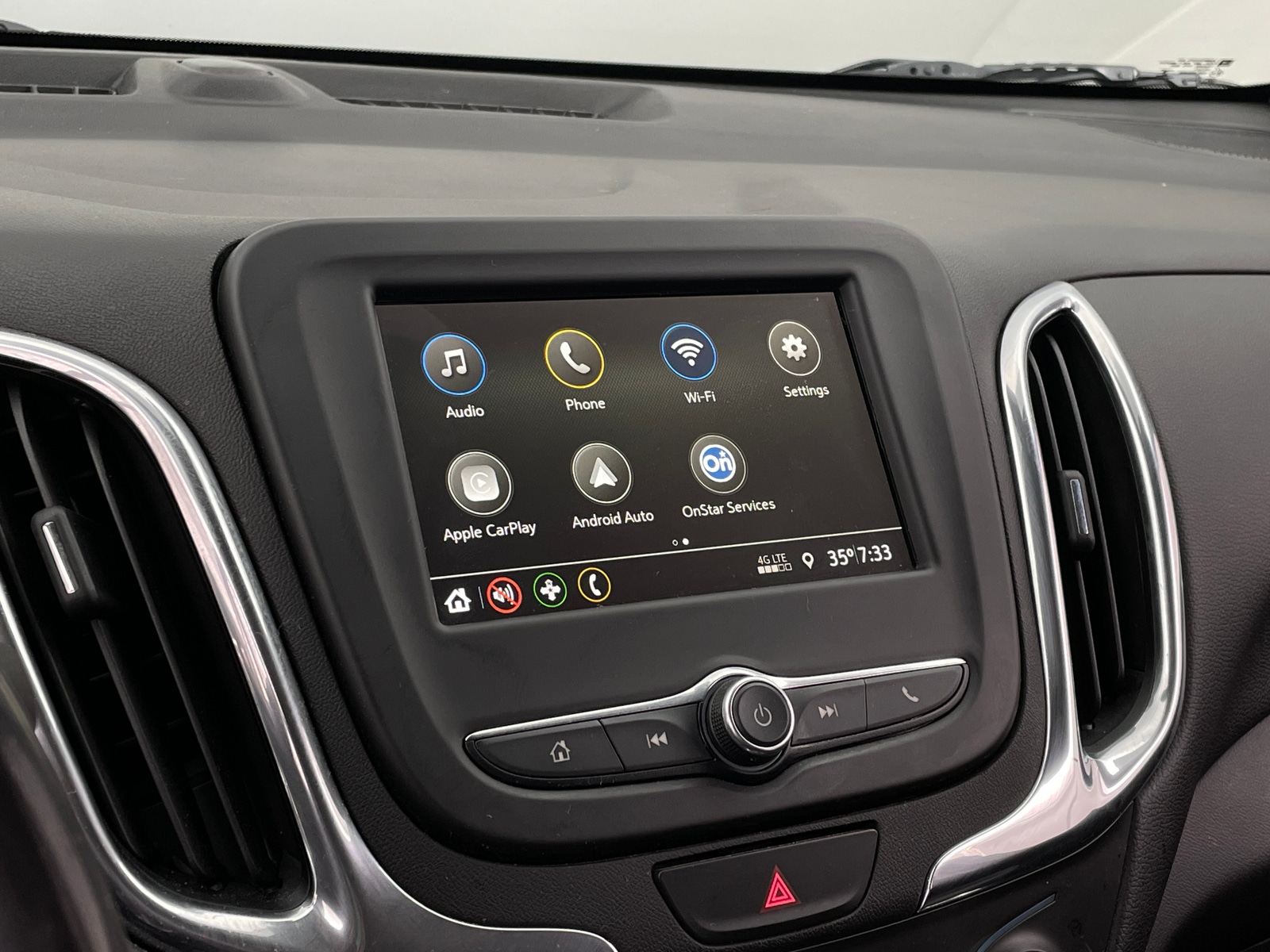 Thumbnail: 2019 Chevrolet Equinox - 4