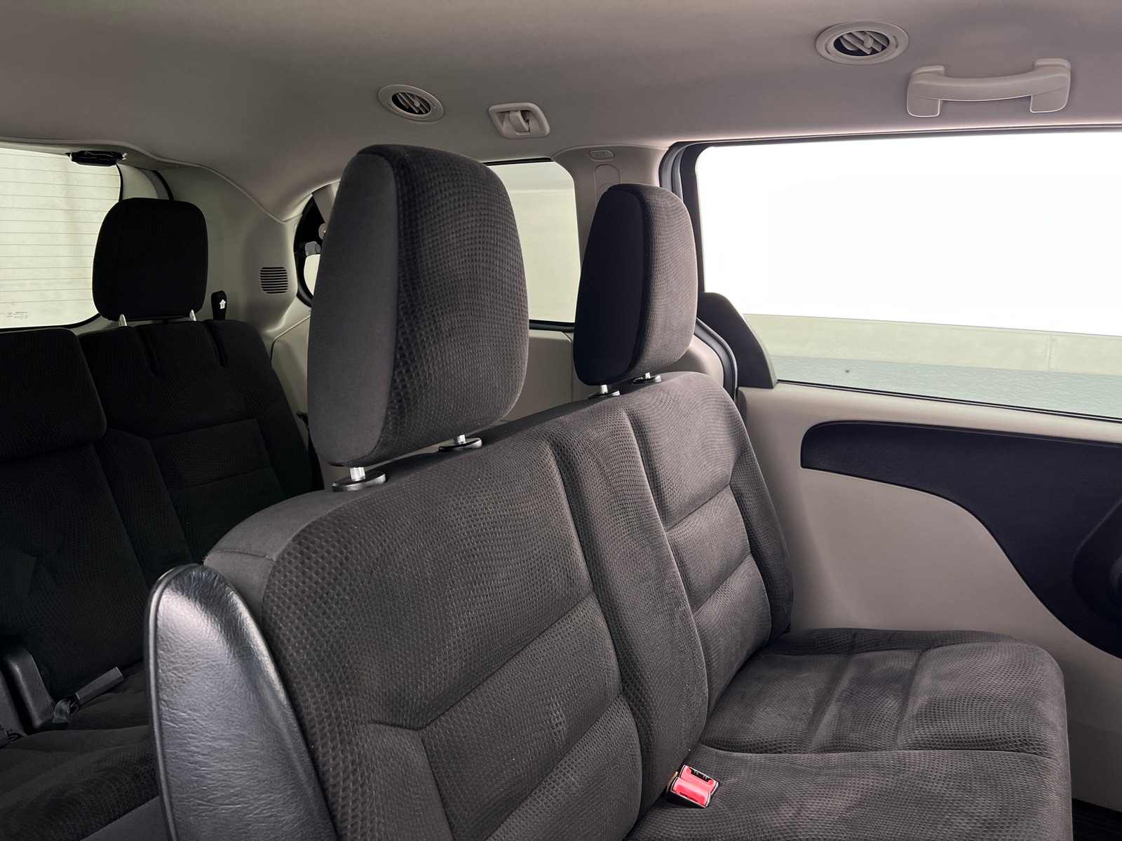 Thumbnail: 2018 Dodge Grand Caravan - 6