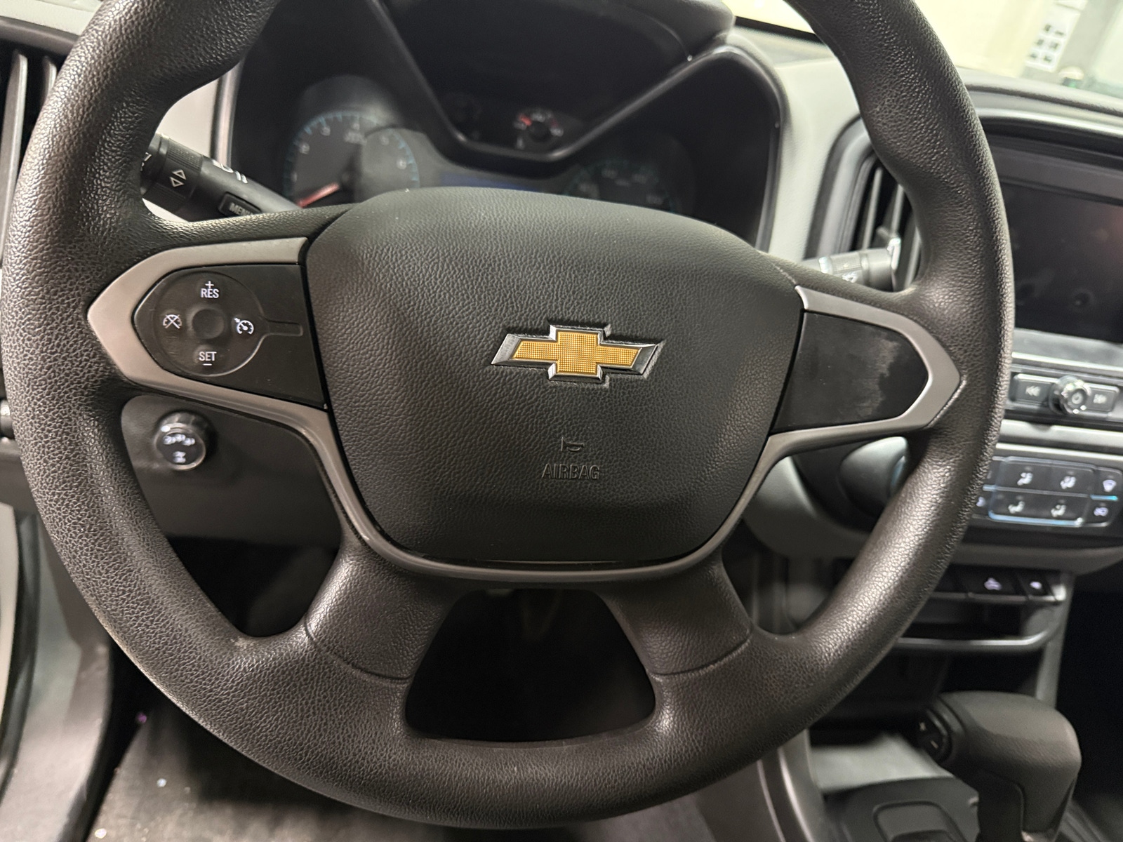 Thumbnail: 2021 Chevrolet Colorado - 5