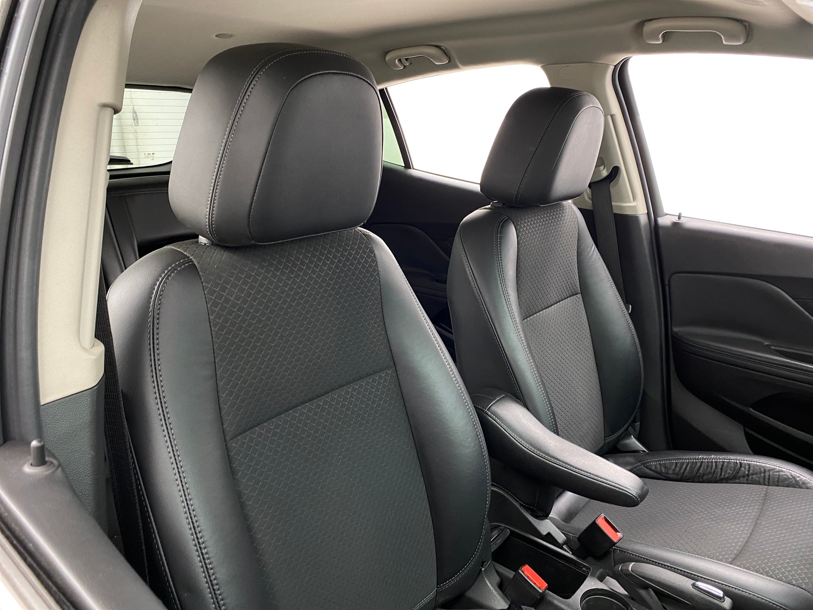 Thumbnail: 2017 Buick Encore - 2