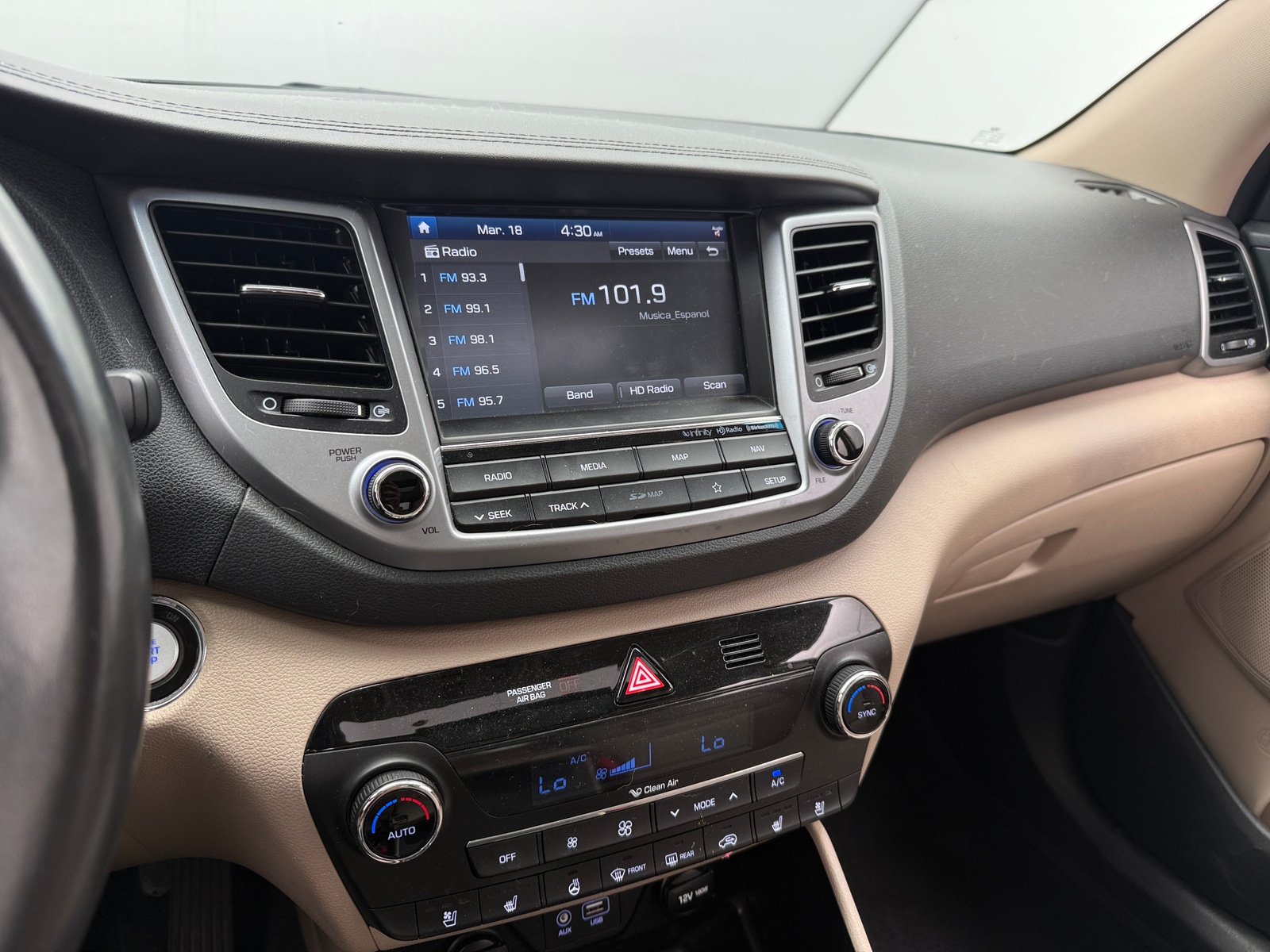 Thumbnail: 2018 Hyundai Tucson - 3