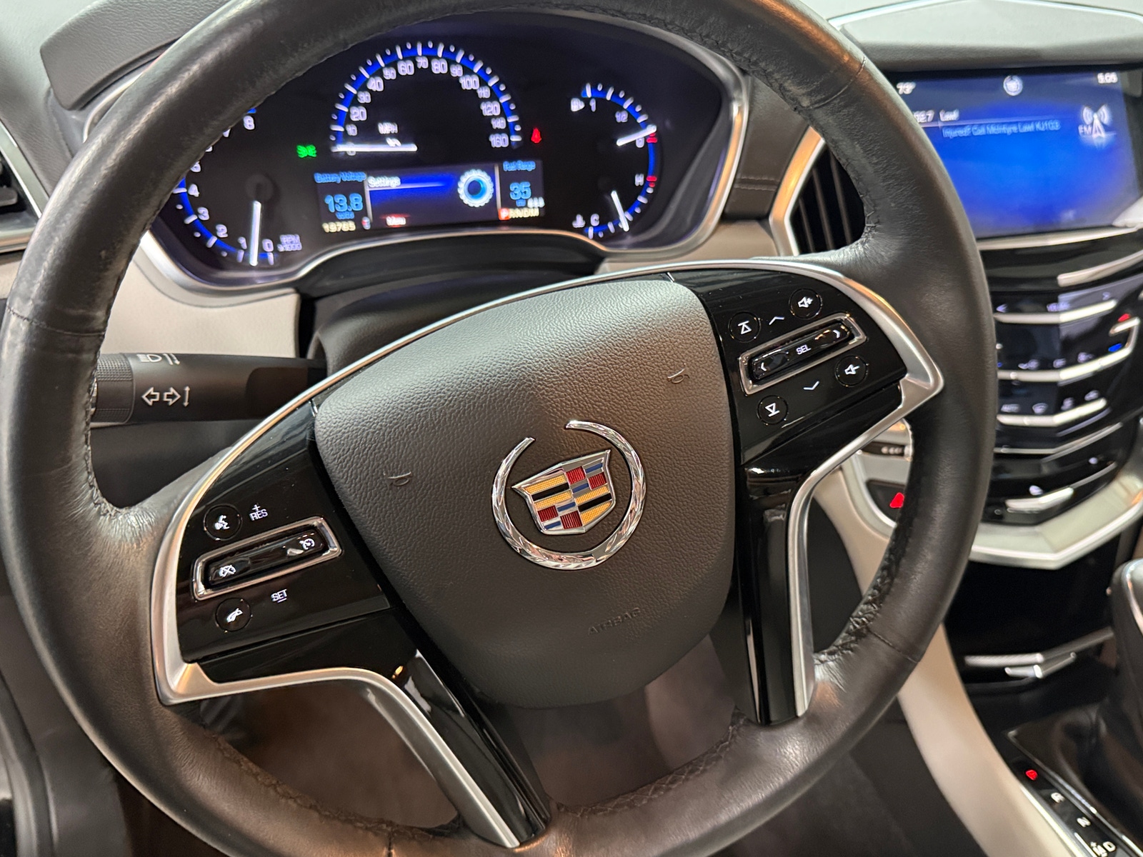 Thumbnail: 2014 Cadillac SRX - 4