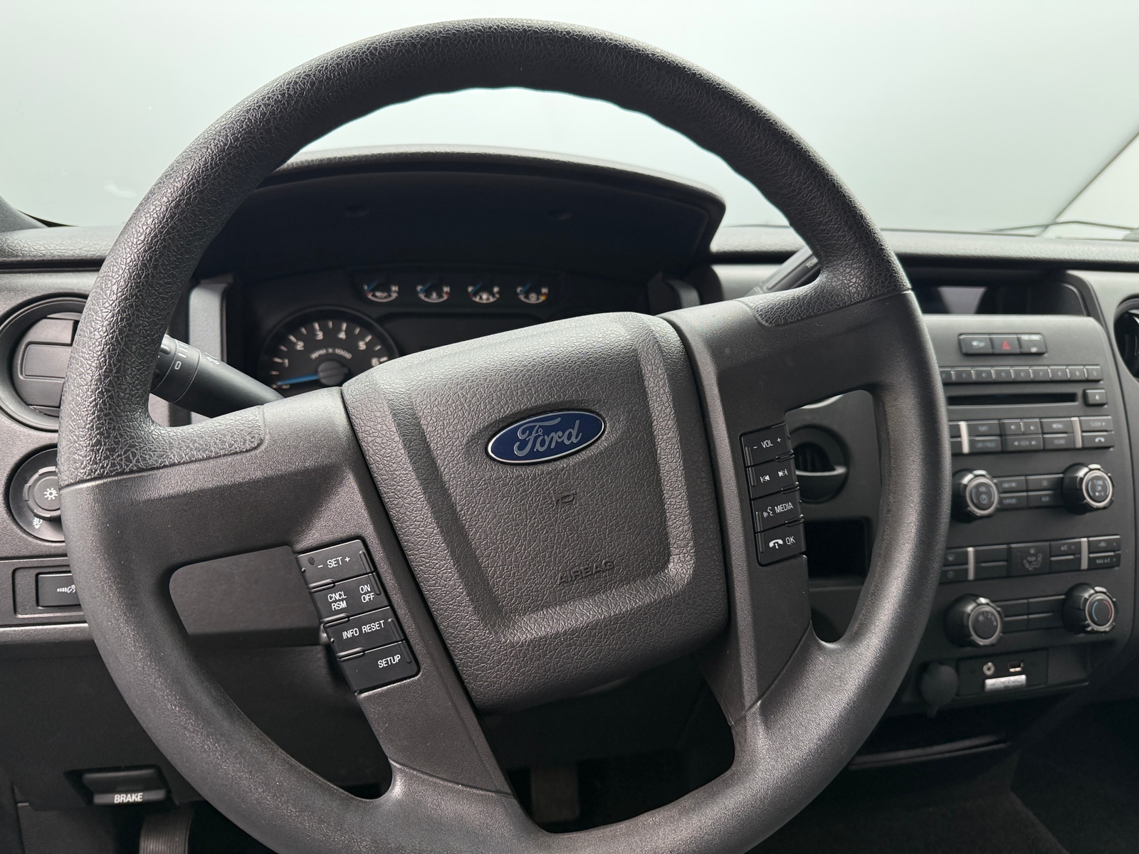 Thumbnail: 2014 Ford Econoline - 5