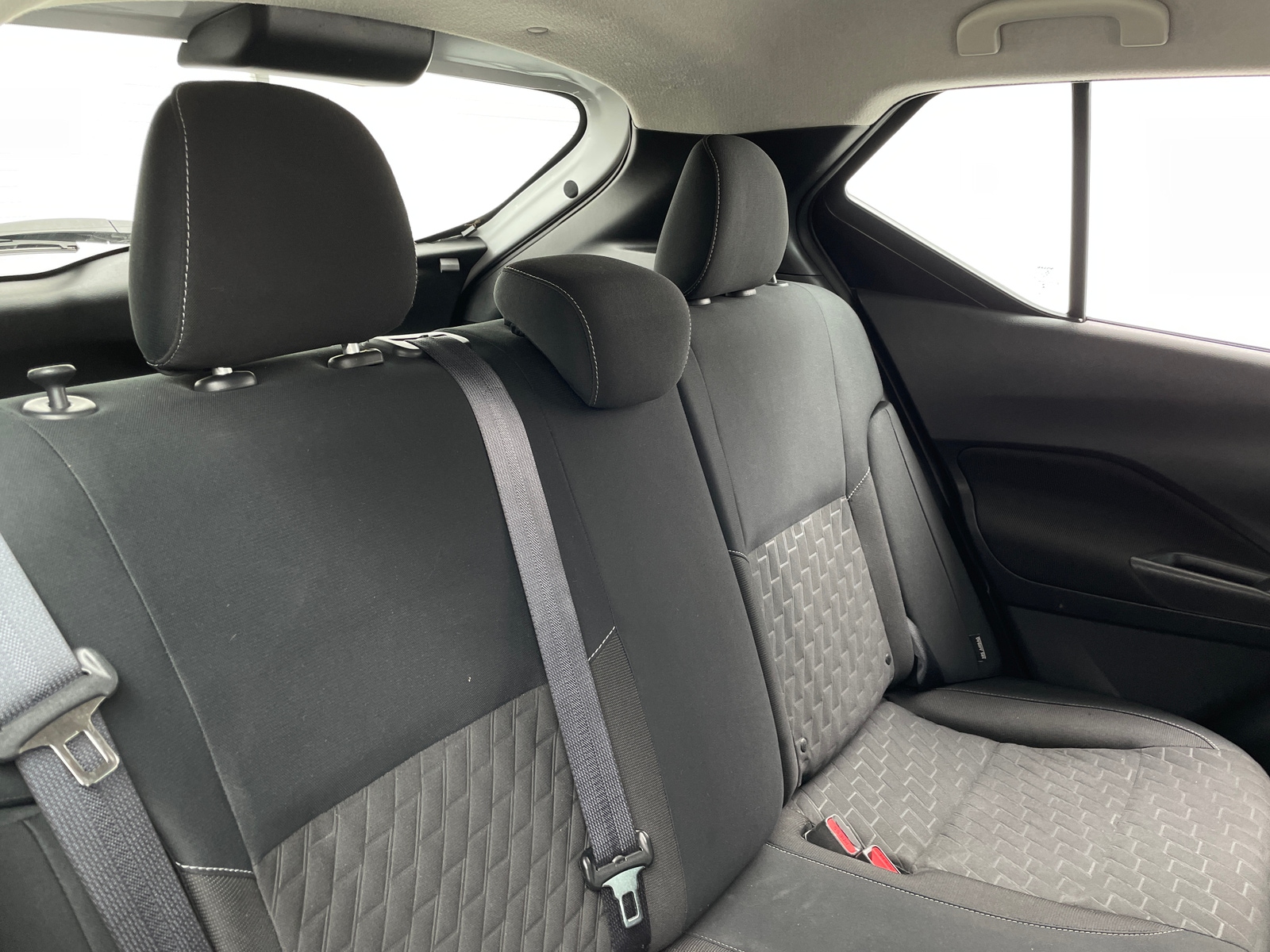 Thumbnail: 2022 Nissan Kicks - 6