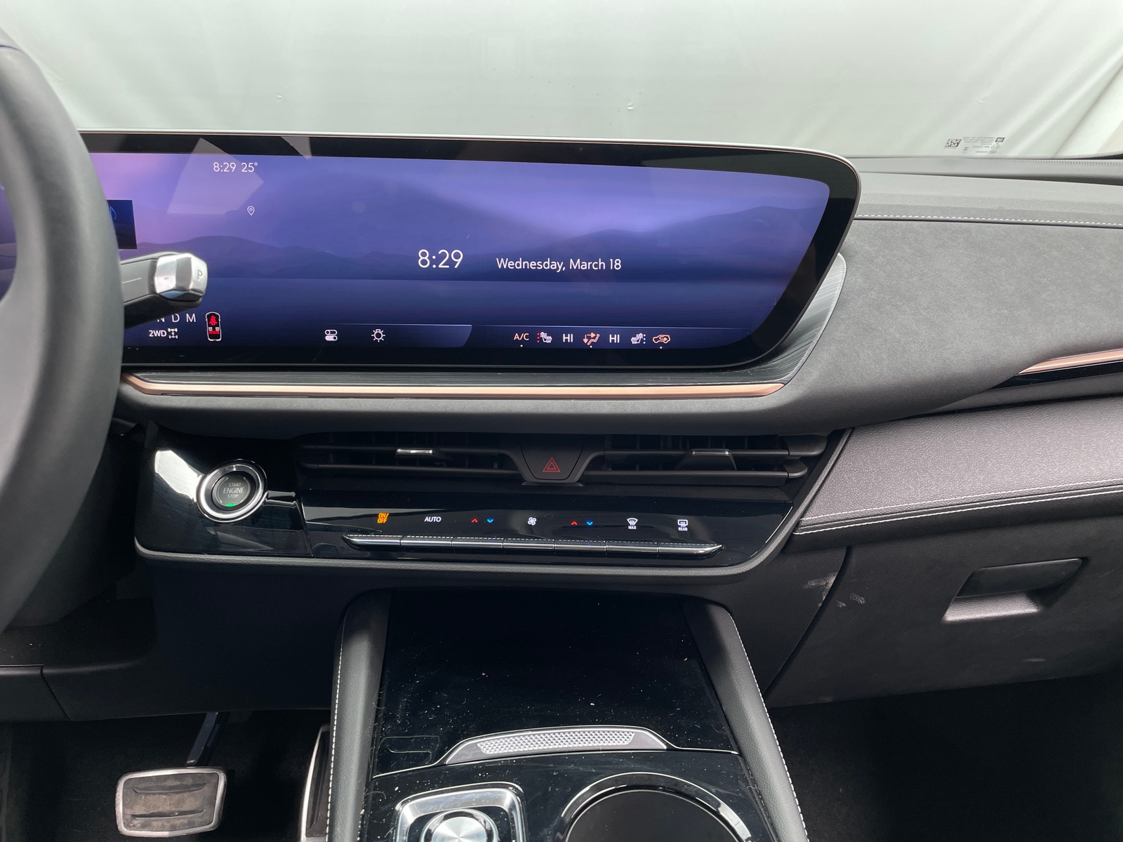 Thumbnail: 2024 Buick Envision - 3