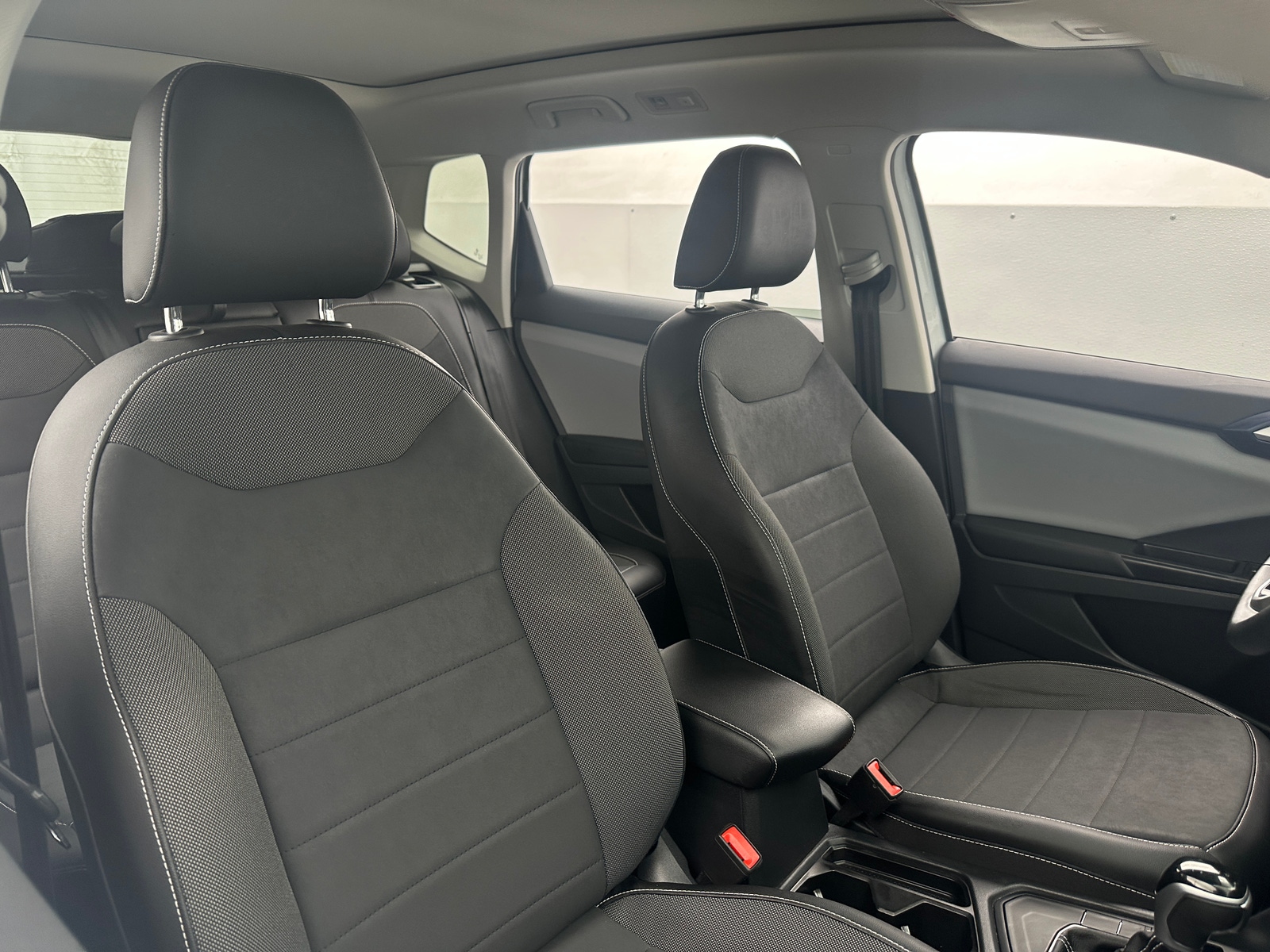 Thumbnail: 2022 Volkswagen Taos - 2