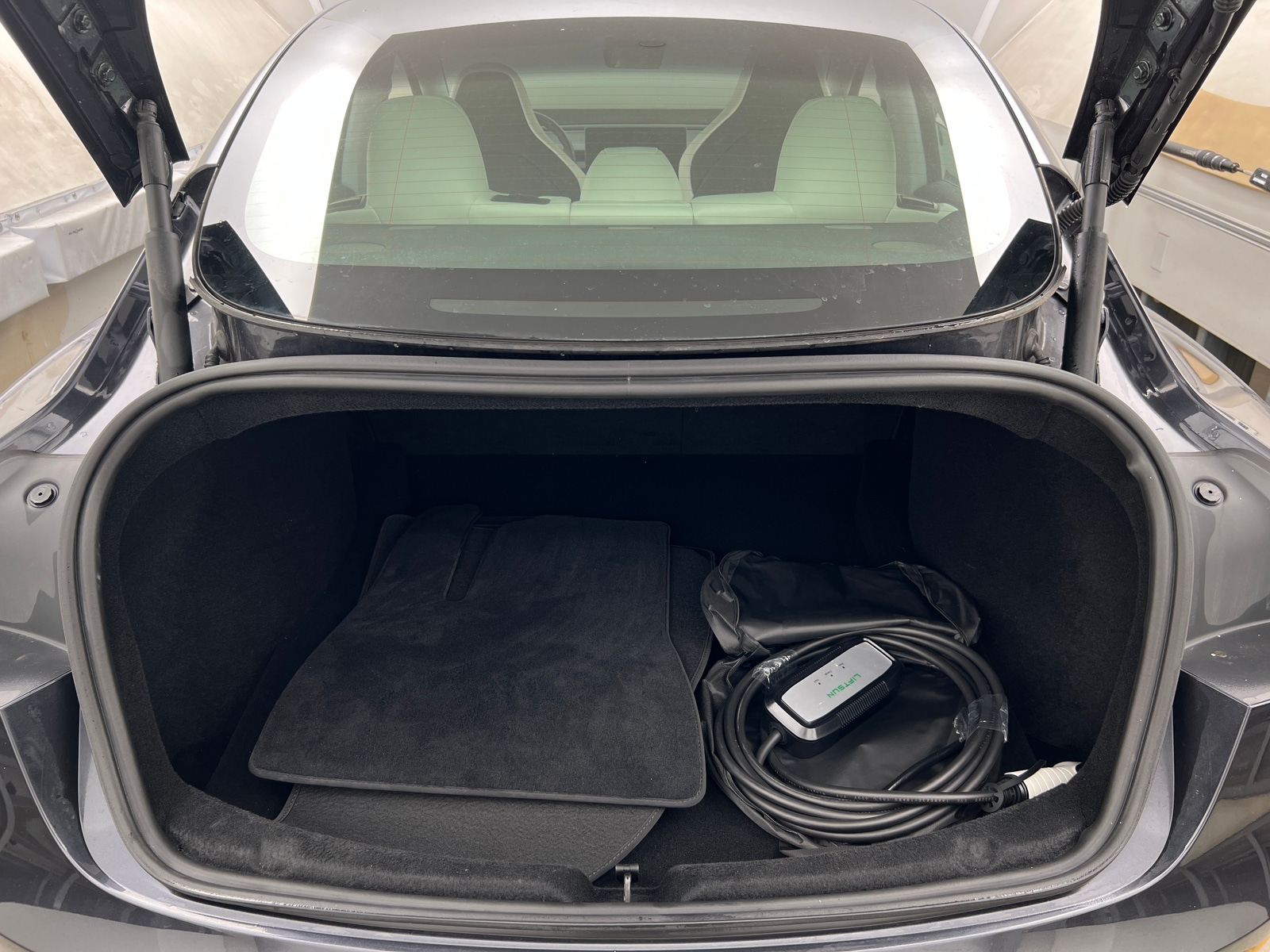 Thumbnail: 2024 Tesla Model 3 - 6