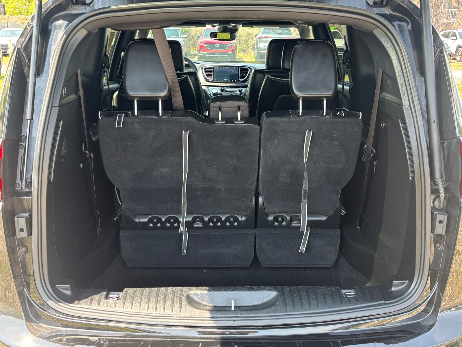 Thumbnail: 2025 Chrysler Pacifica - 7