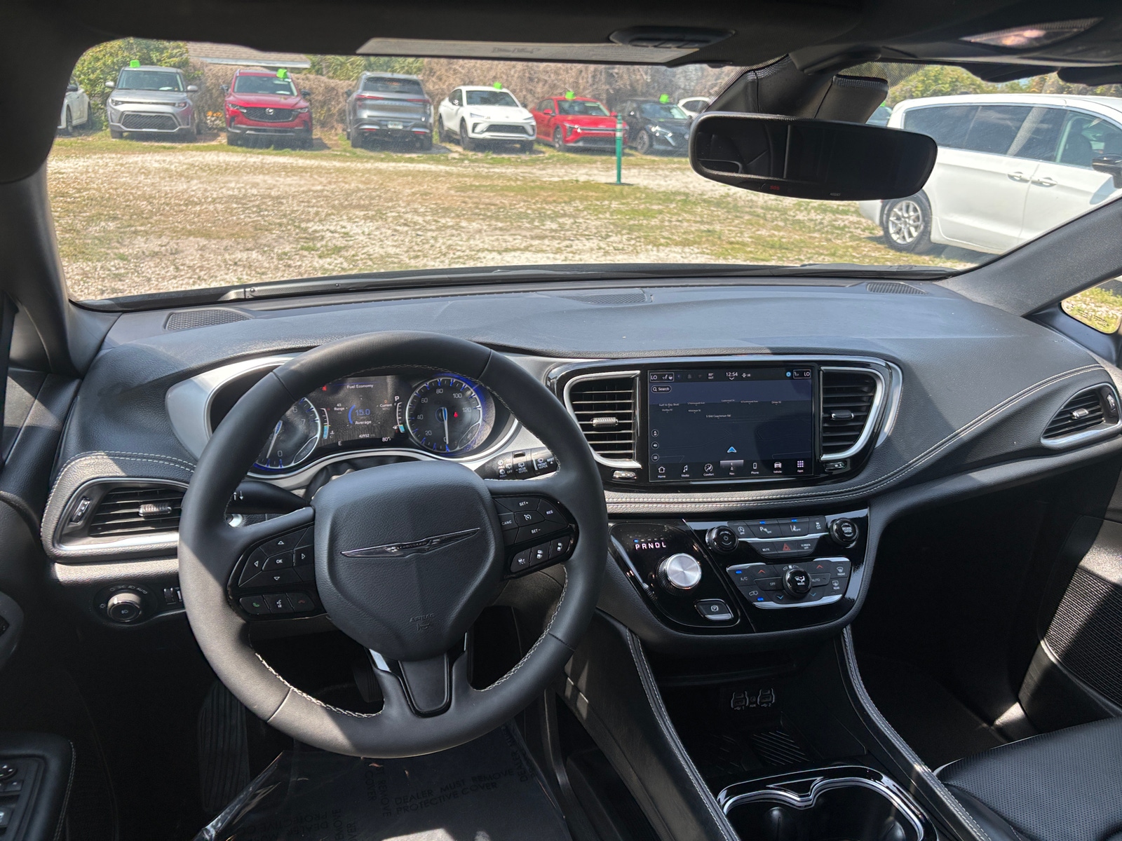 Thumbnail: 2025 Chrysler Pacifica - 3