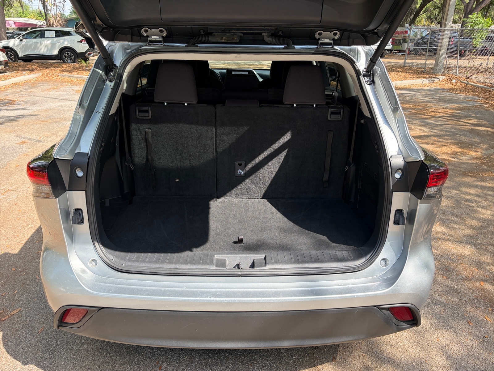 Thumbnail: 2025 Toyota Highlander - 5