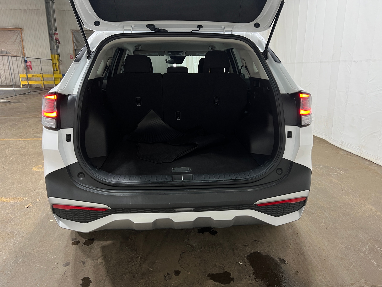 Thumbnail: 2025 Kia Sportage - 7