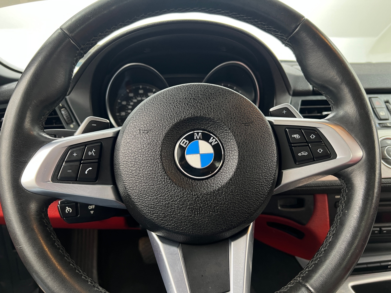 Thumbnail: 2012 BMW Z4 - 4