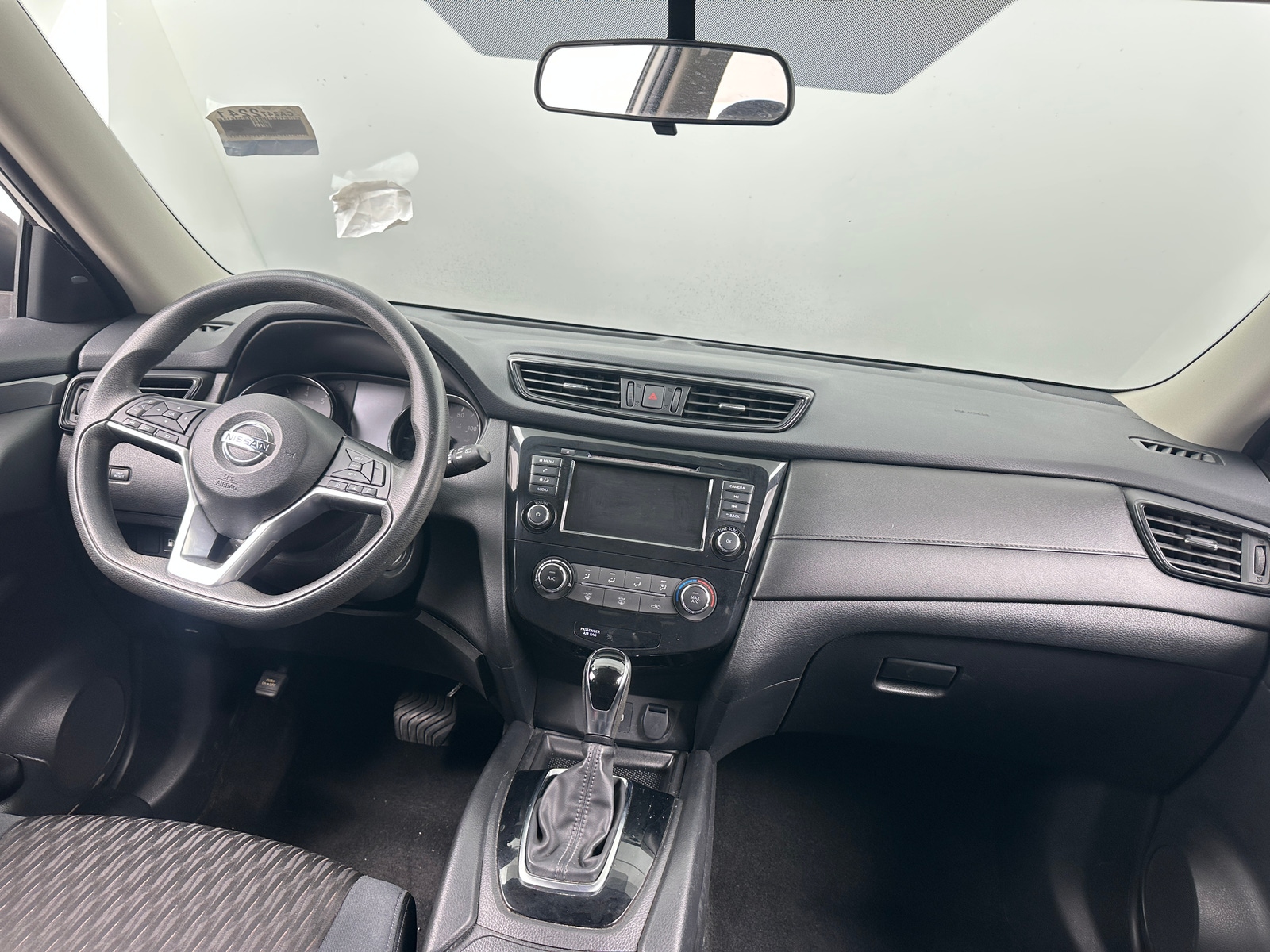 Thumbnail: 2018 Nissan Rogue - 3