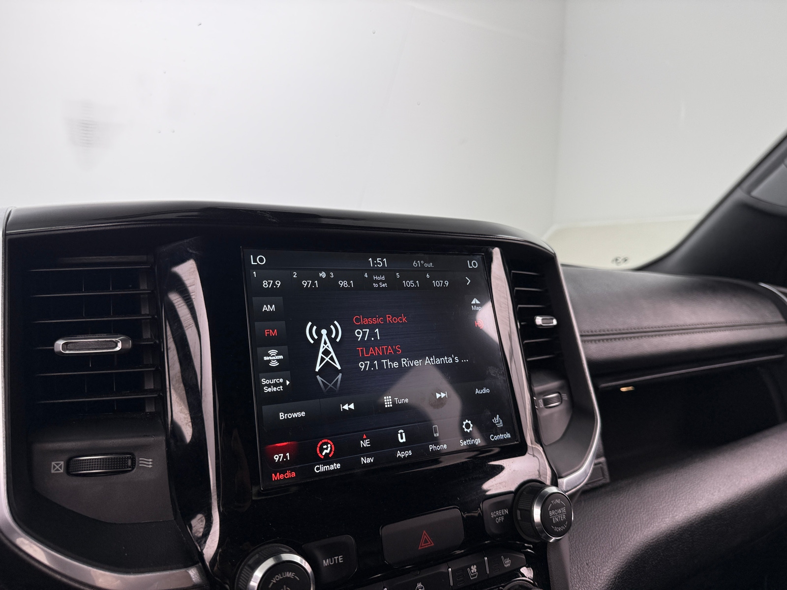 Thumbnail: 2020 RAM 1500 - 3